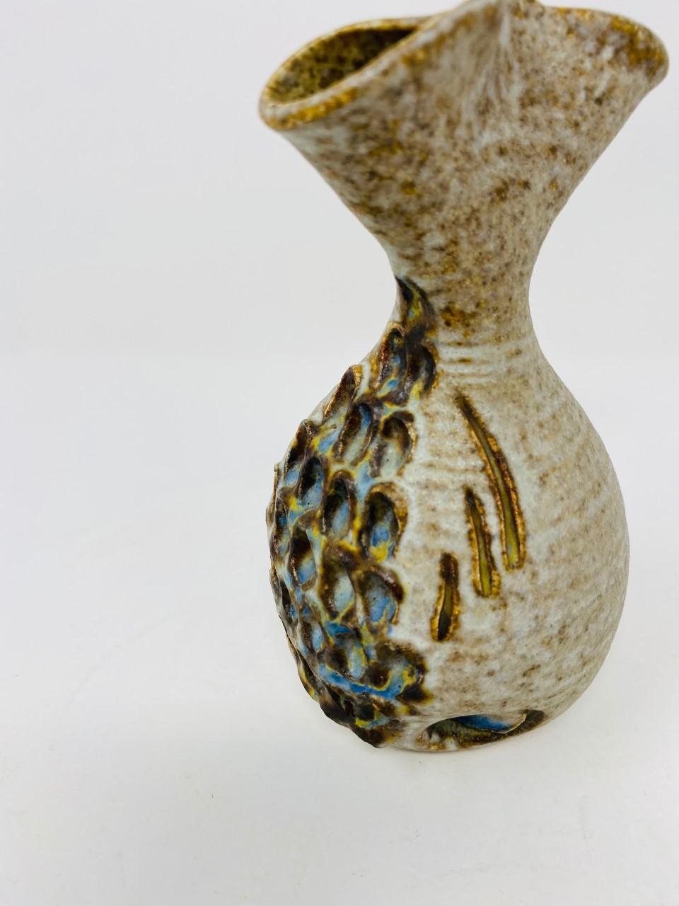 Pezzo di ceramica Ikebana Fish di Dun Caoin, metà del secolo scorso in vendita 1