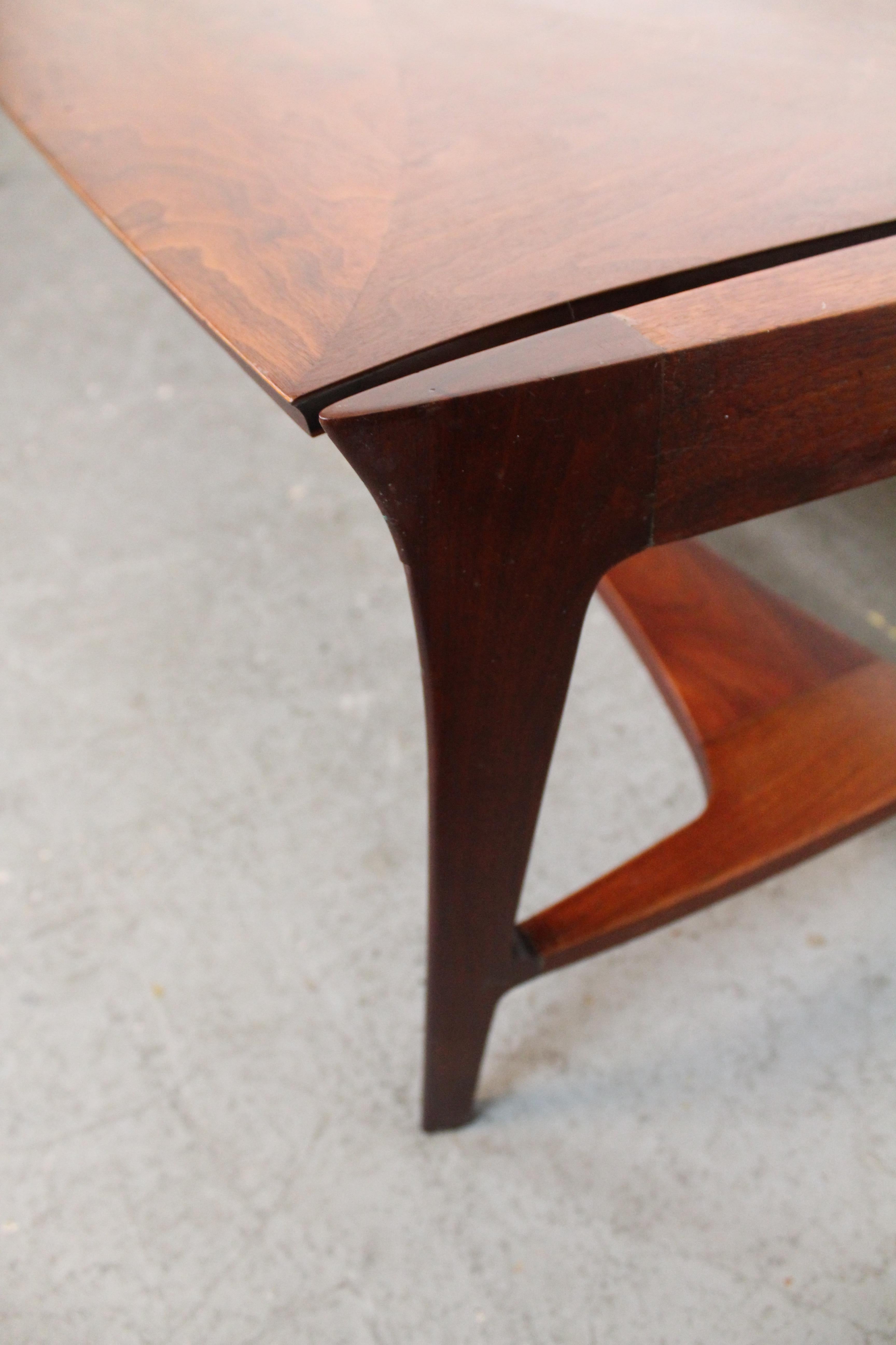 Céramique Table basse marquetée du milieu du siècle dernier par John Stuart en vente
