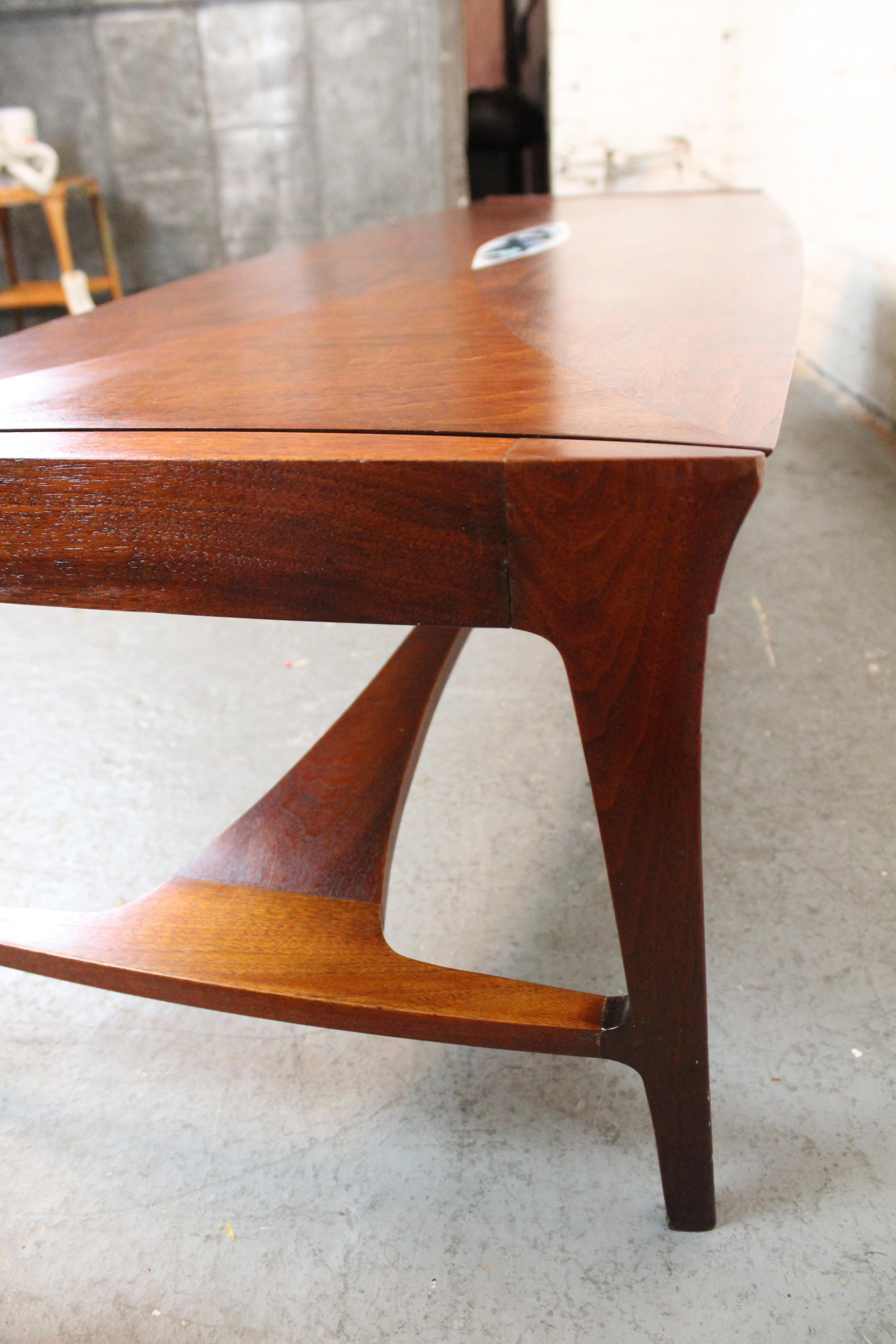 Table basse marquetée du milieu du siècle dernier par John Stuart en vente 1