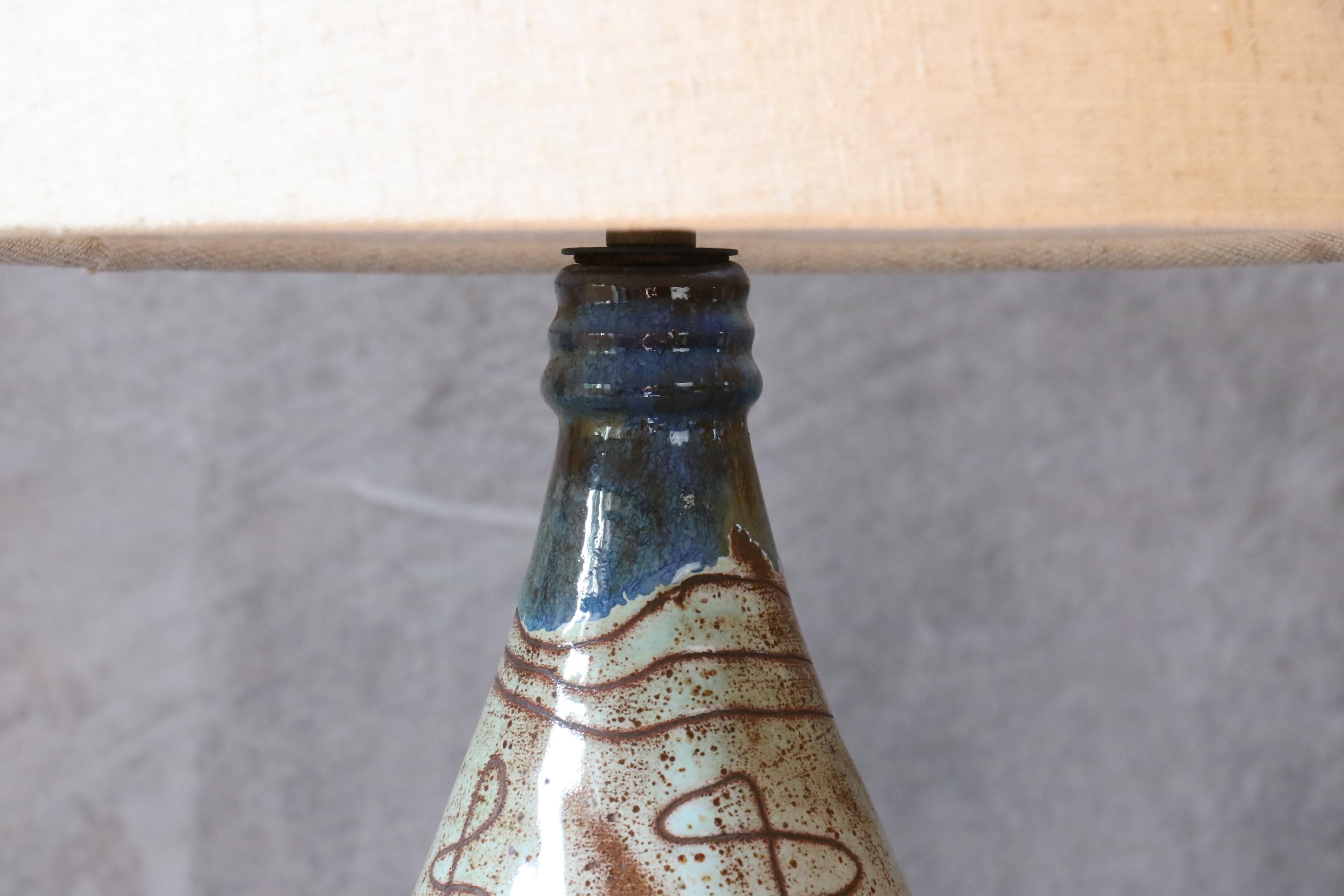 Mid-Century Ceramic Lamp by Jean Rivier, 1950's, Vallauris, France In Good Condition For Sale In Camblanes et Meynac, FR