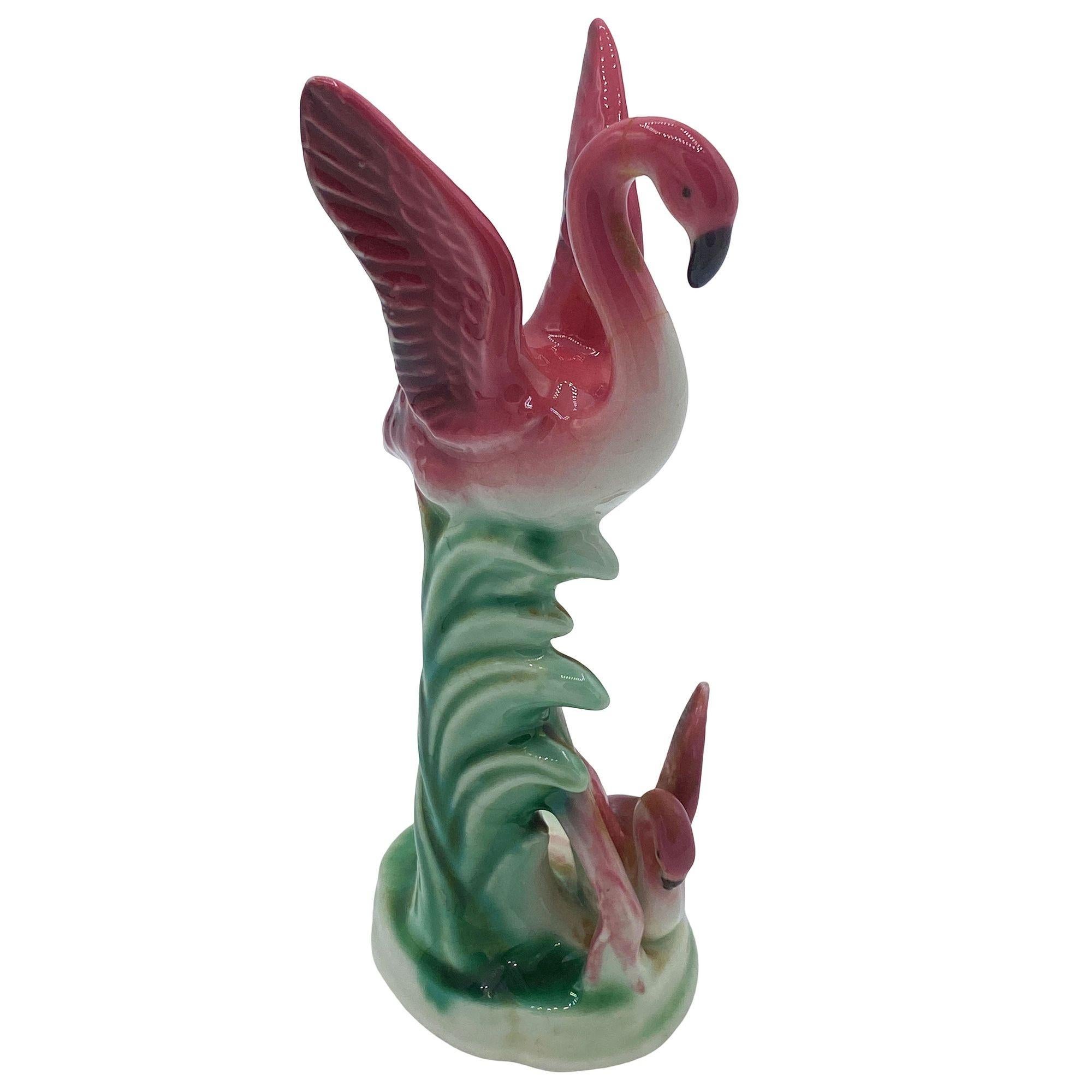 Statue de table de flamant rose miniature en céramique du milieu du siècle par Leftons en vente 8