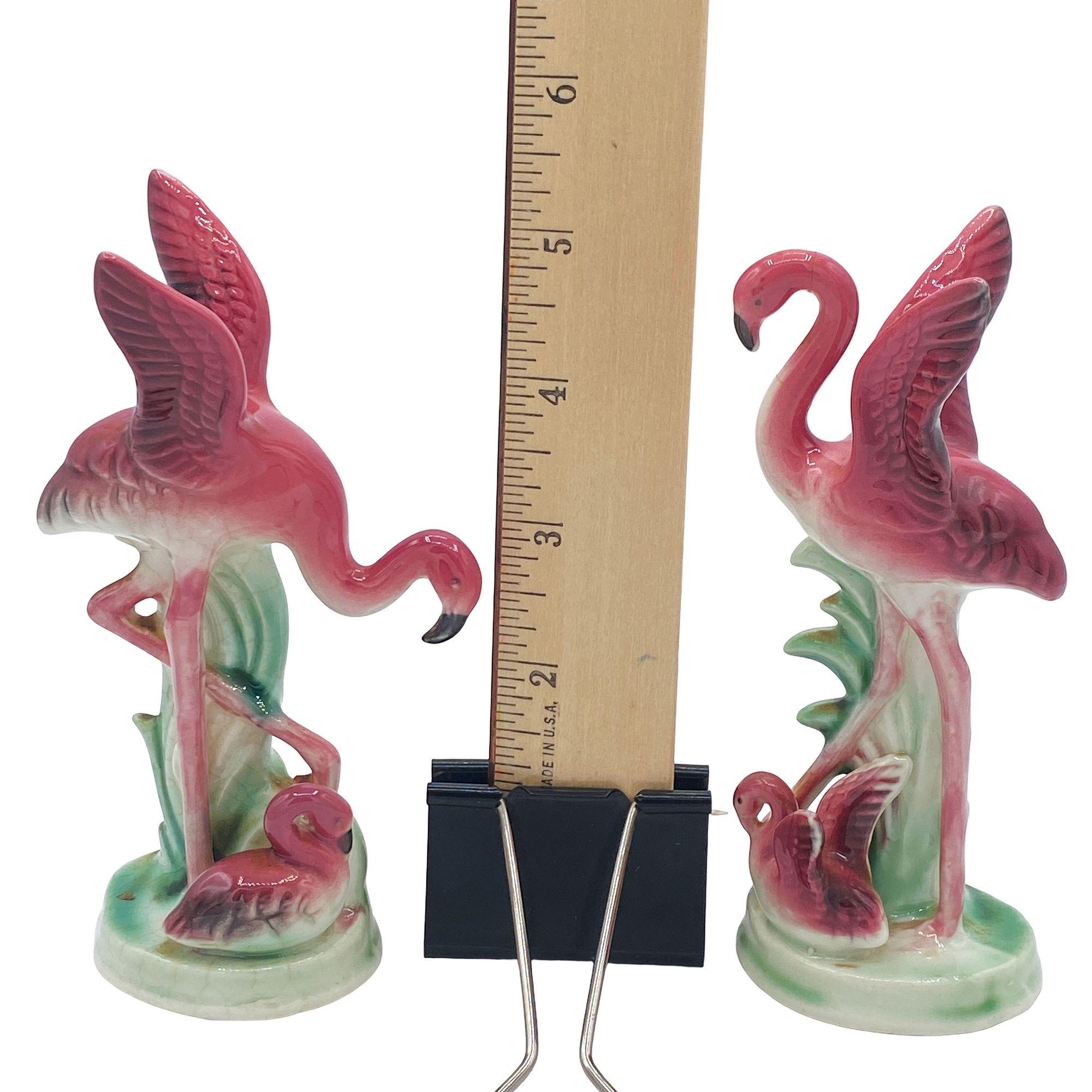 Statue de table de flamant rose miniature en céramique du milieu du siècle par Leftons en vente 10