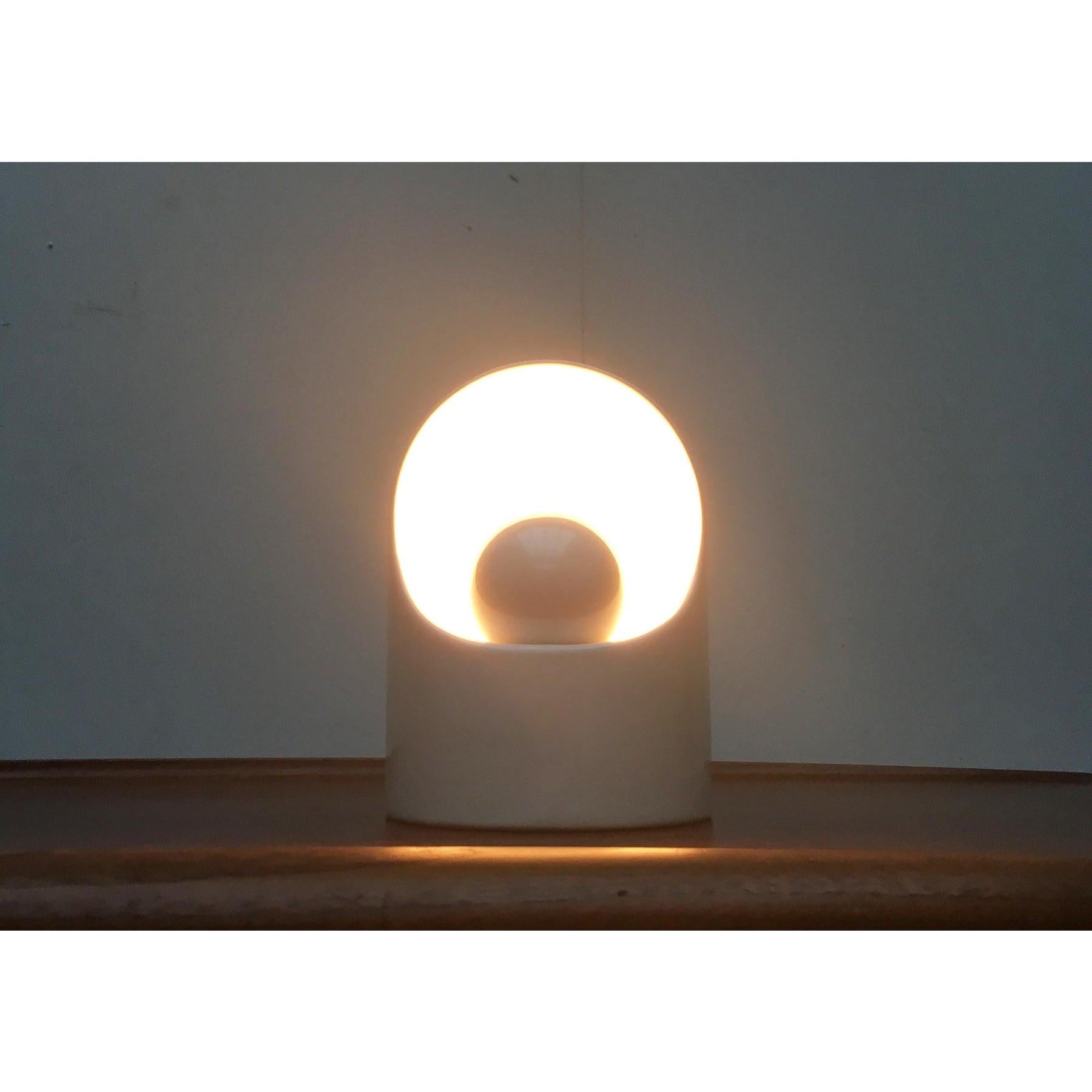 Néerlandais Lampe de table Venezia en céramique du milieu du siècle dernier de Philips, 1970 en vente
