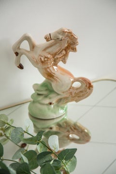 Sculpture de cheval décorative en céramique du milieu du siècle dernier, Europe, années 1960