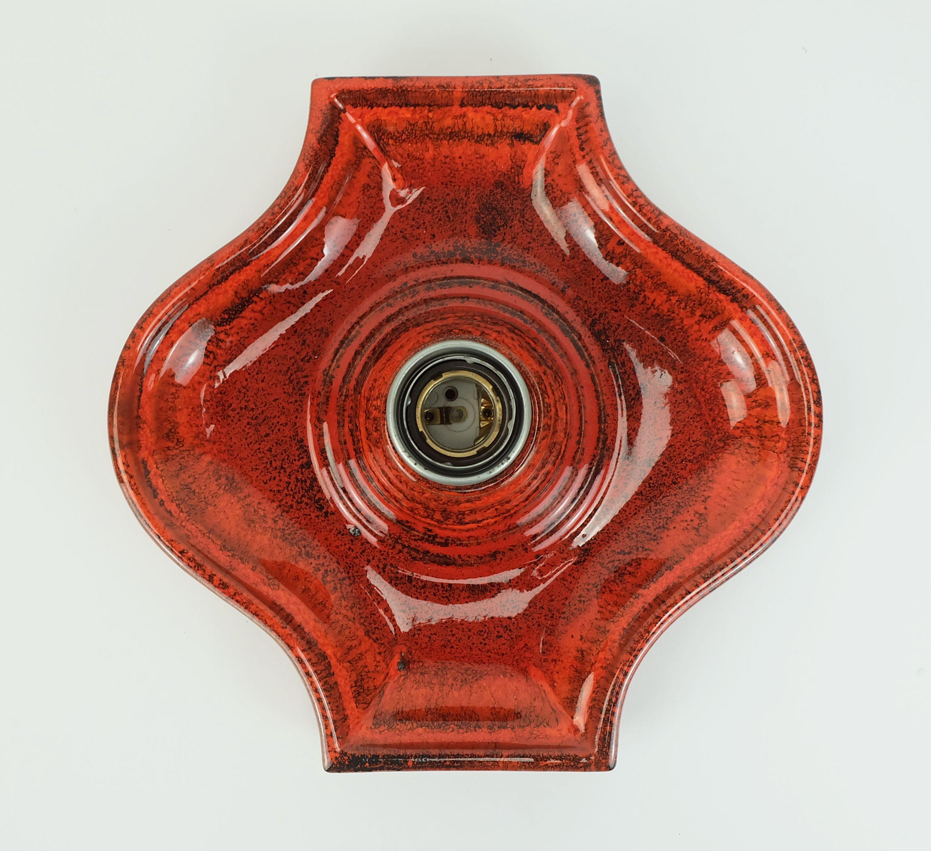 Mid Jahrhundert Keramik SCONCE Wandleuchte 1960er 1970er rot orange schwarz im Angebot 4