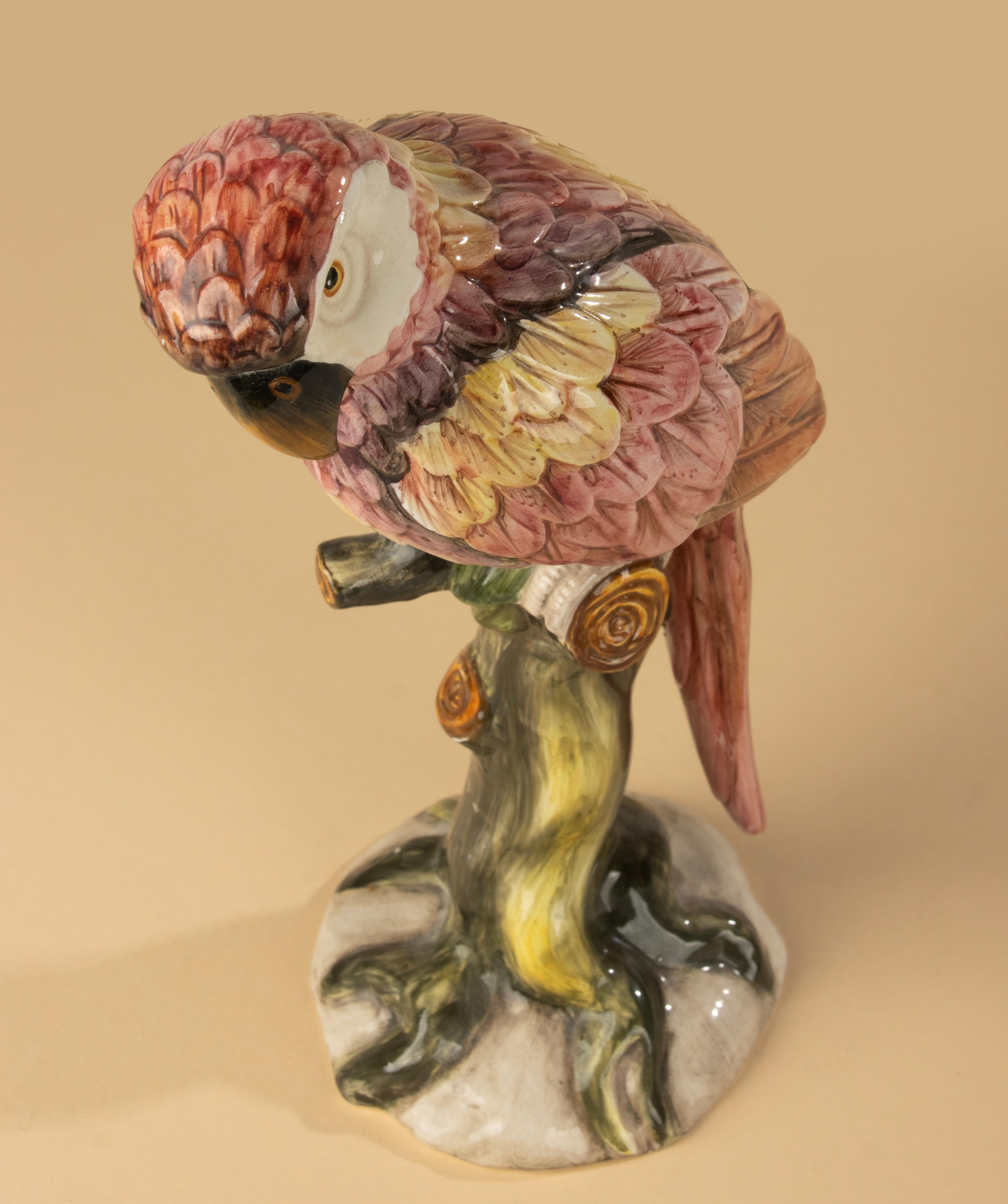 Scultura in ceramica di metà secolo raffigurante un pappagallo - Ronzan Made in Italy in vendita 11