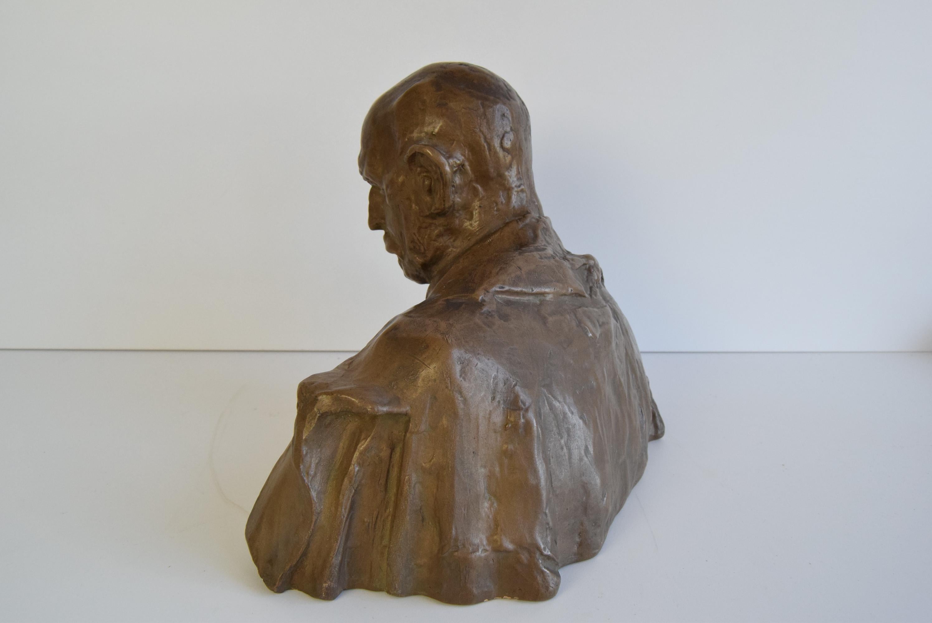 Mid-century Ceramic Statue/Bust Alois Jirásek, Signed Karel Pokorný,  circa 1950 For Sale 3