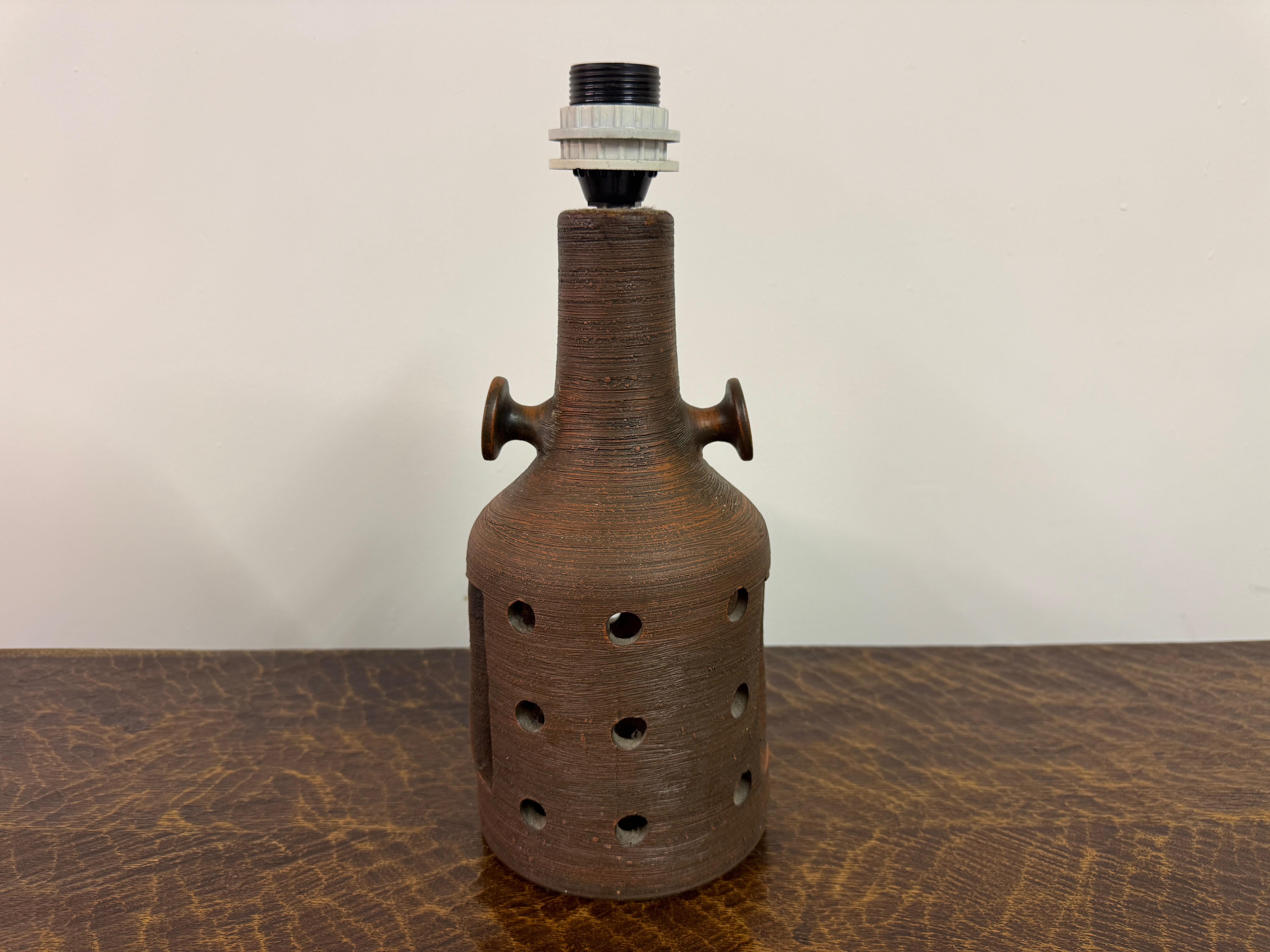 Keramik-Tischlampe aus der Mitte des Jahrhunderts,  1960s (Moderne der Mitte des Jahrhunderts) im Angebot