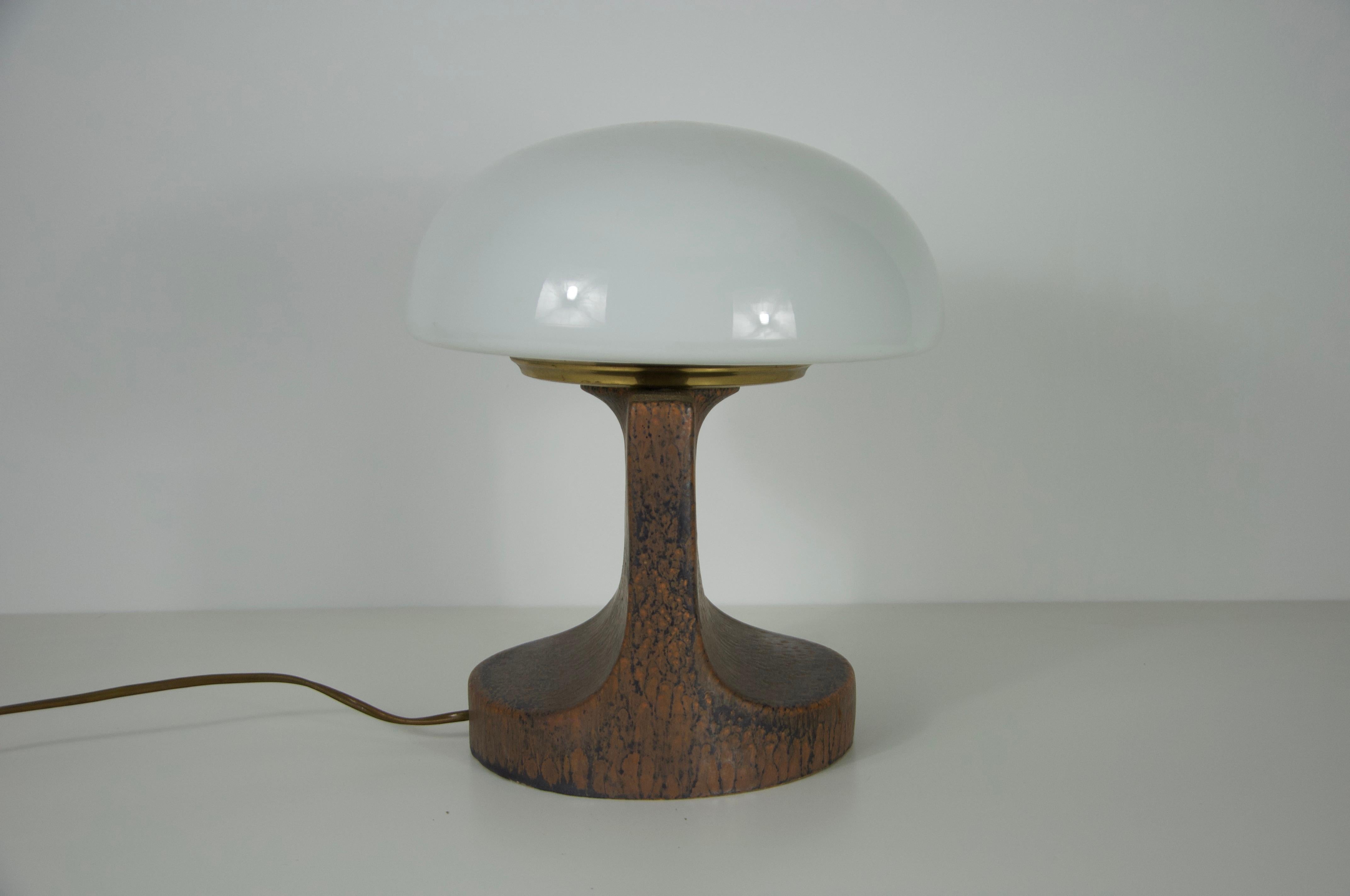 Metallo Lampada da tavolo in ceramica del Medioevo, anni '60, Italia in vendita