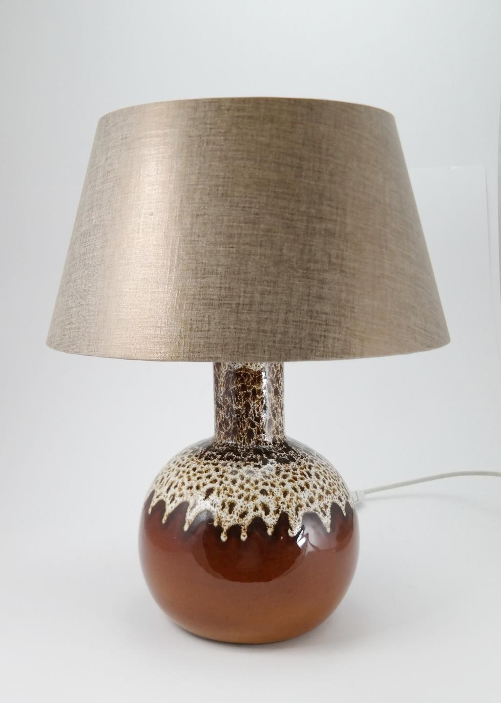Lampada da tavolo in ceramica di metà secolo, anni '70 in vendita 3
