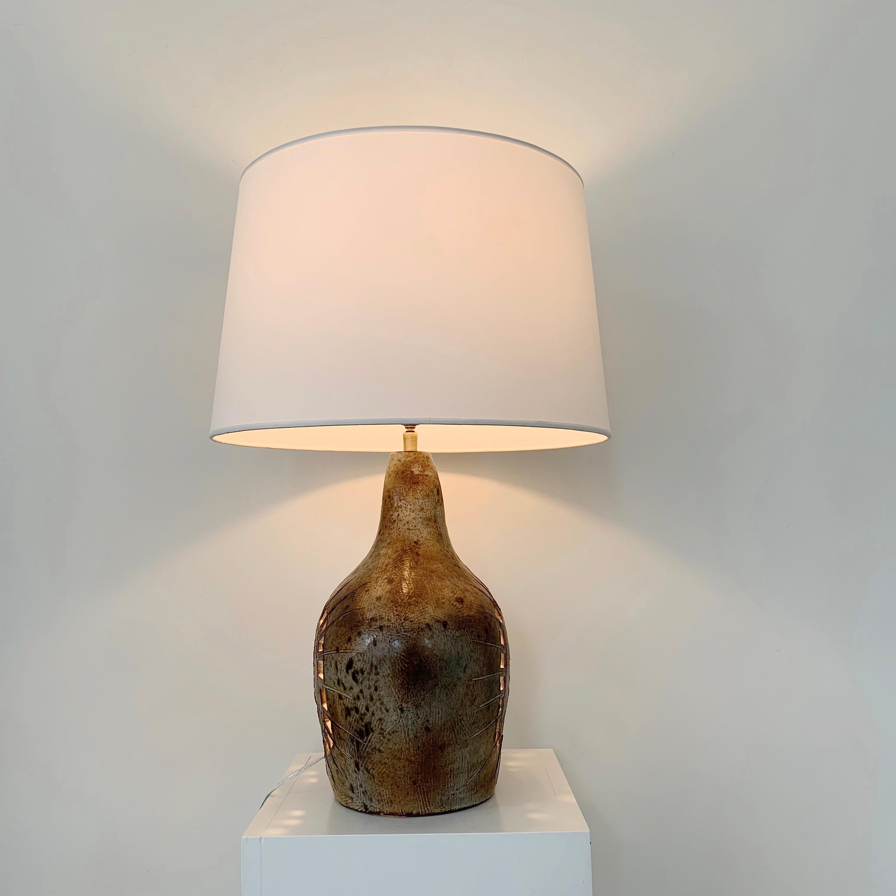 Fabric Mid-Century Ceramic Table Lamp by Agnes Escala, circa 1970, France. For Sale
