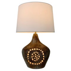 Vintage Mid-Century Ceramic Table Lamp by Agnes Escala, circa 1970, France.