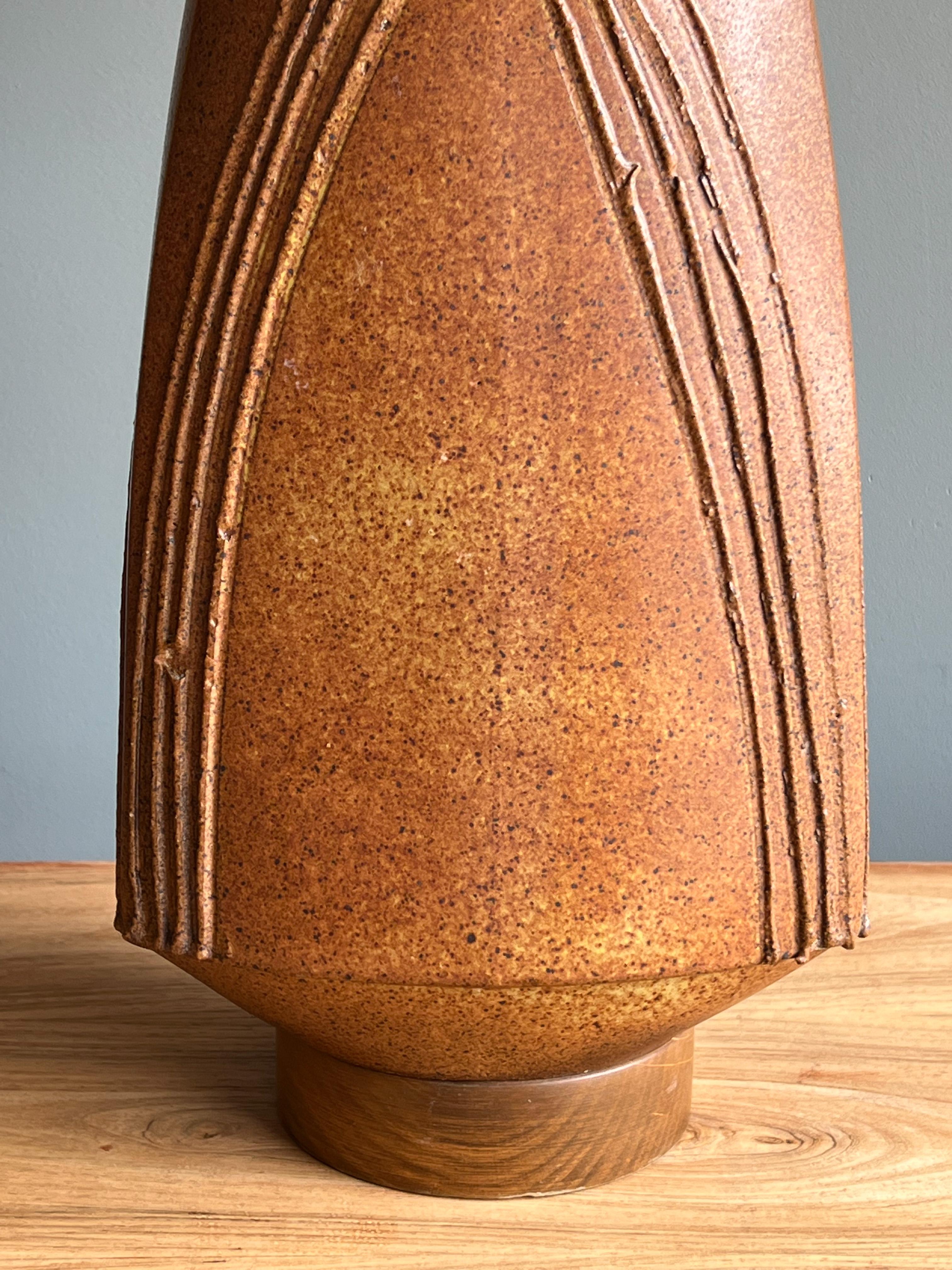 Mid-Century Modern Mid Century Ceramic Table Lamp by David Cressey Pro Artisan, 1970s