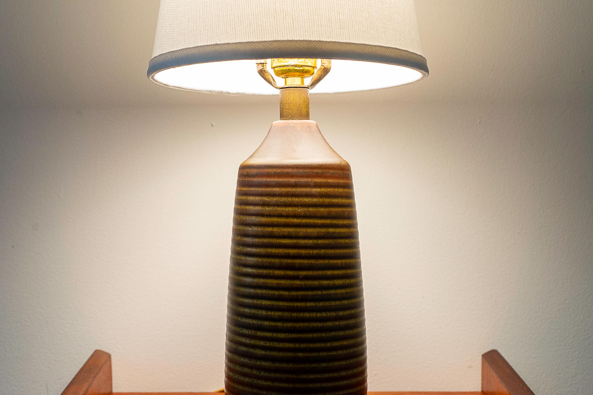Mid-Century Ceramic Table Lamp by Lotte 4