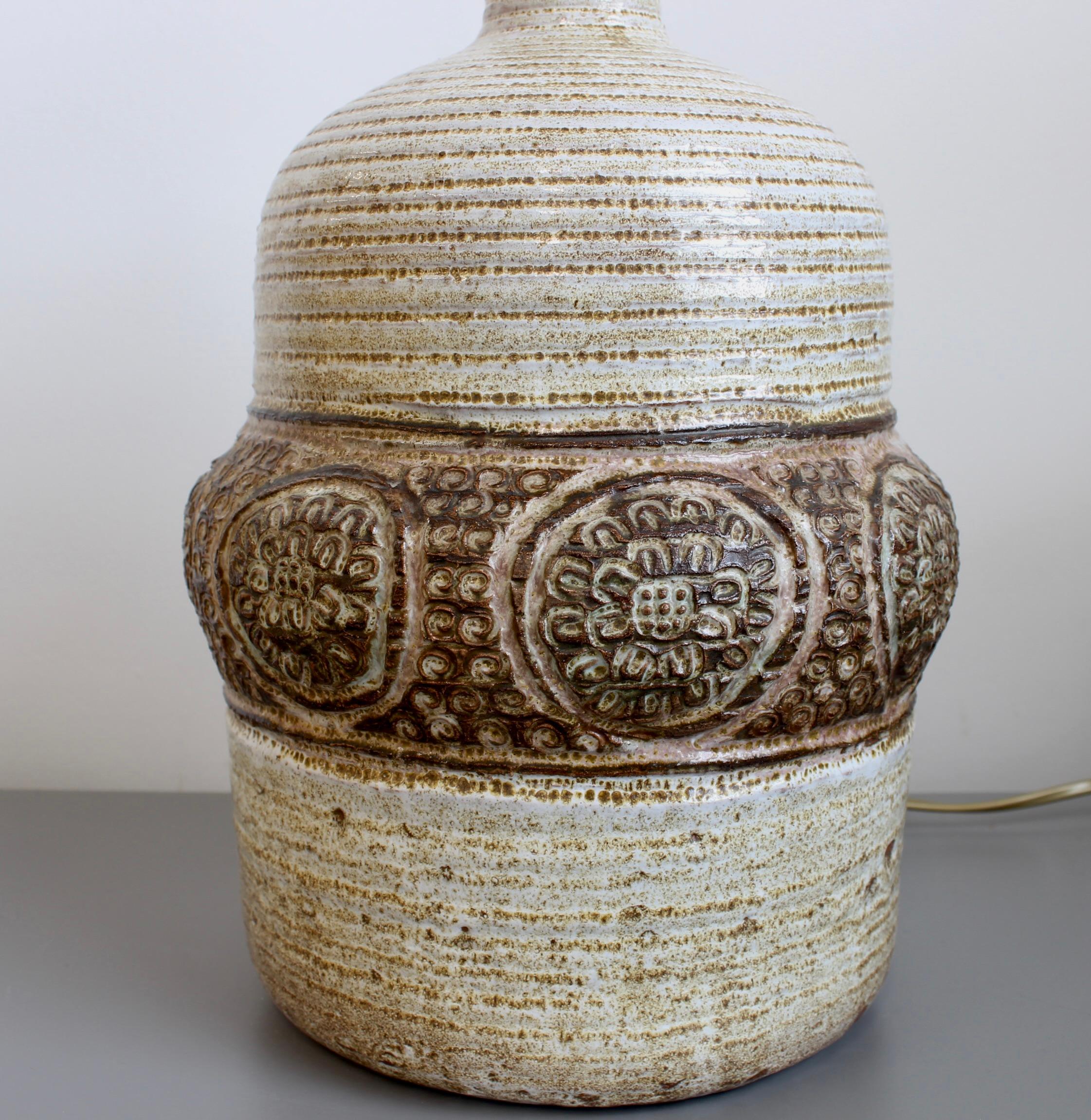 Ceramica Lampada da tavolo in ceramica di Marcel Giraud, metà del secolo scorso (circa anni '70) in vendita