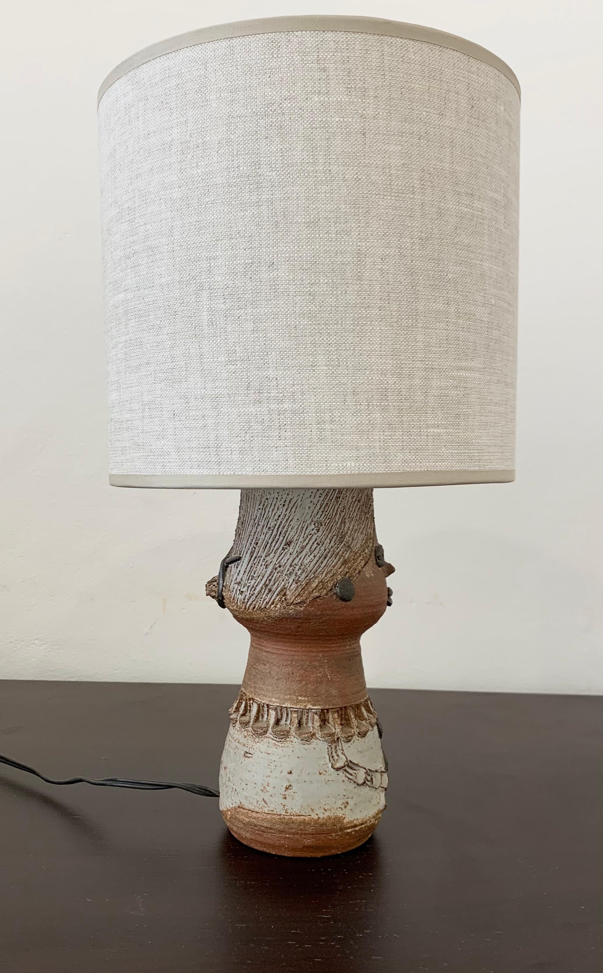 Mid-Century Ceramic Table Lamp by Thérèse Bataille, Dour Belgium For Sale 2