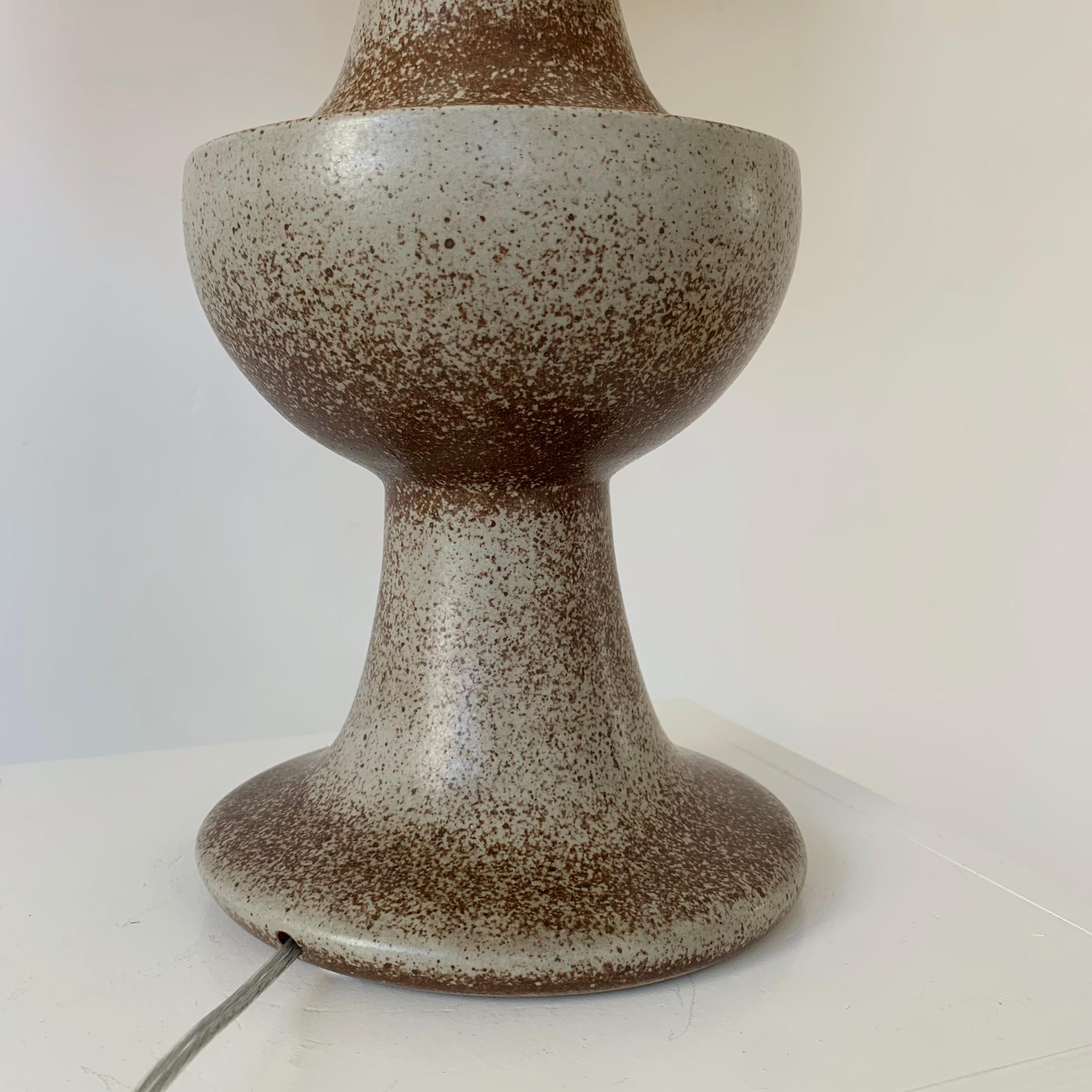 Lampe de table en céramique du milieu du siècle, vers 1960, France en vente 6