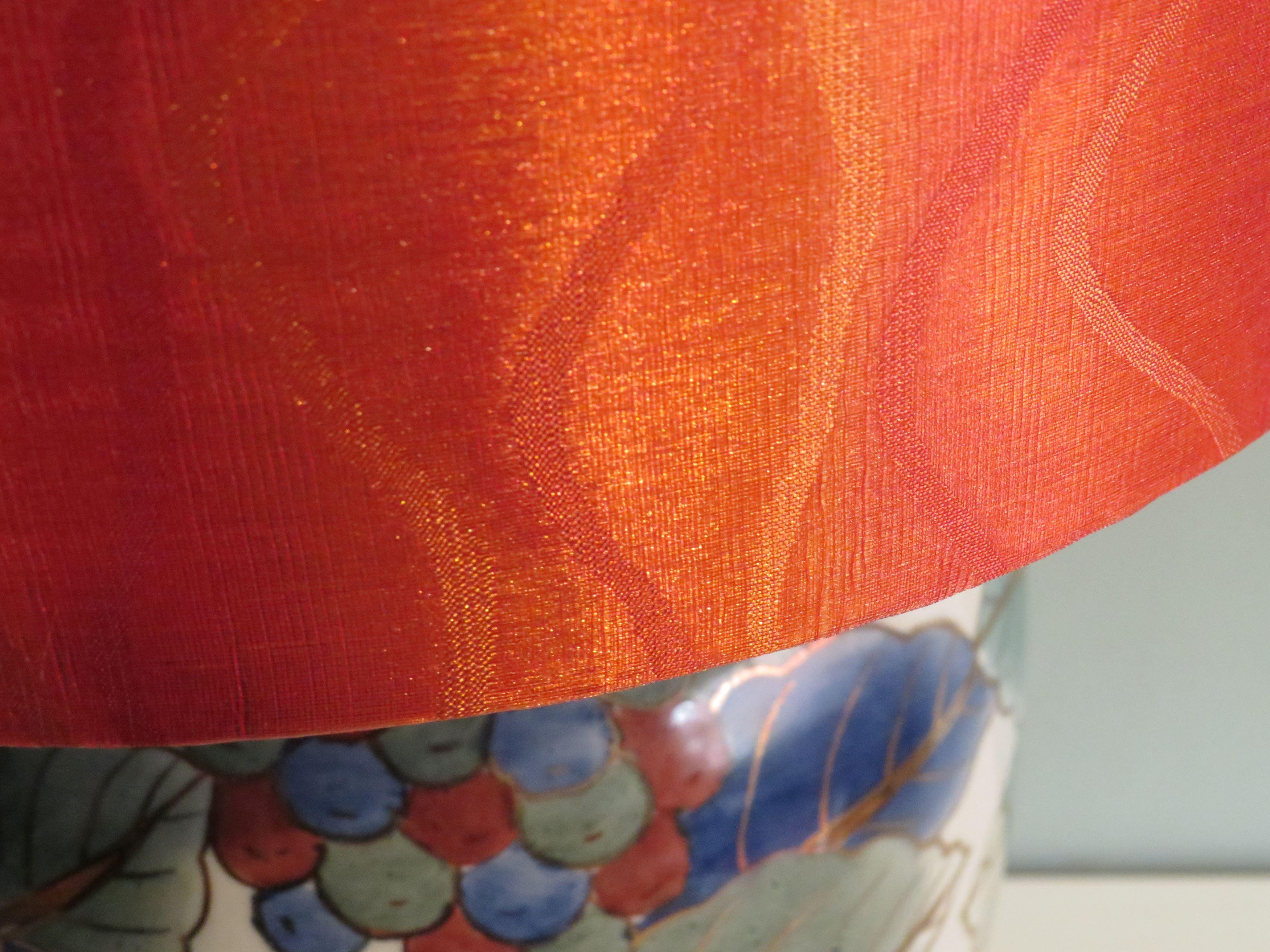 Vernissé Lampe de table en céramique du milieu du siècle avec abat-jour en tangerine en vente