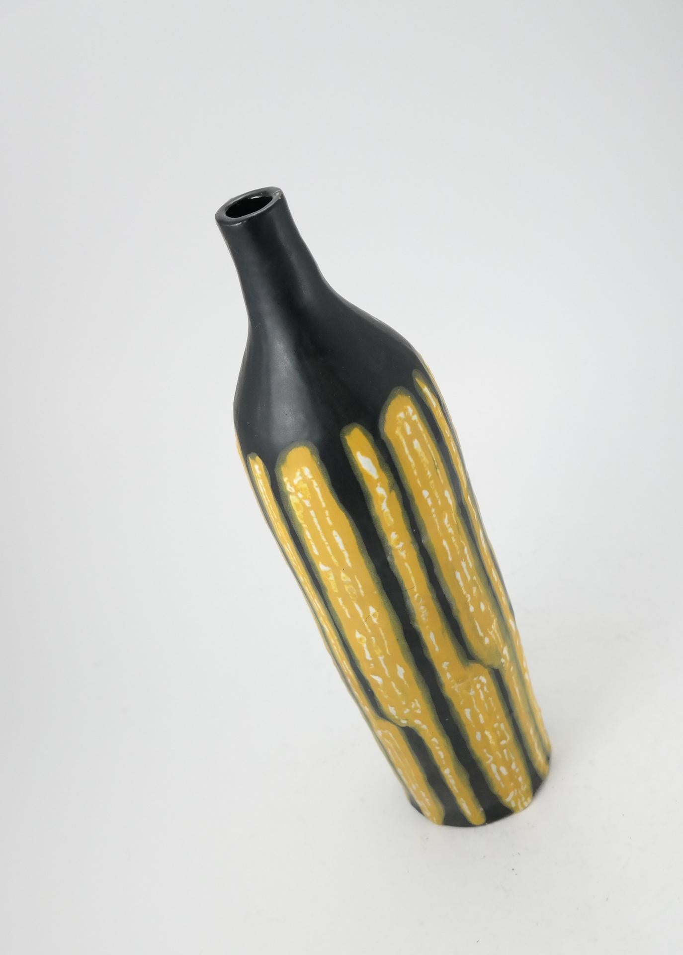 Midcentury Ceramic Vase by Illes, 1970s In Good Condition In Budapest, HU