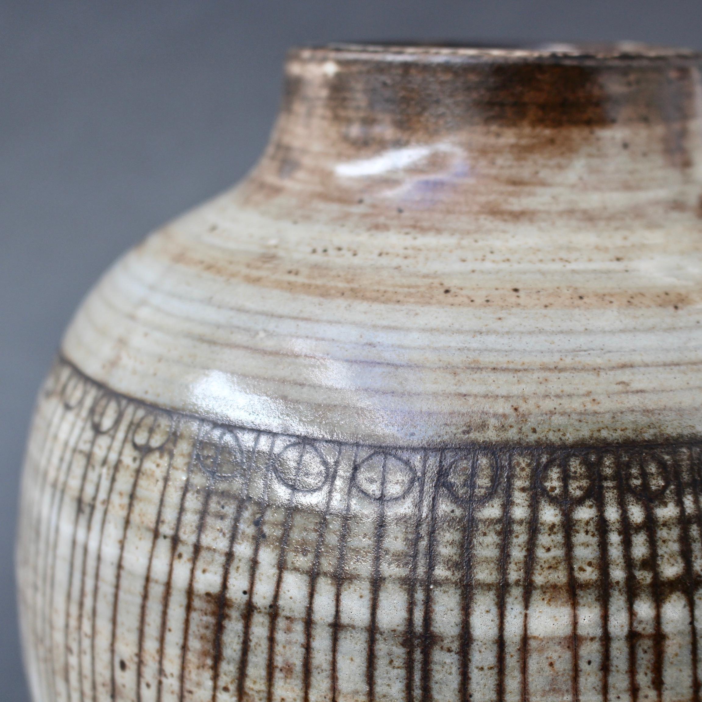 Vase en céramique du milieu du siècle dernier de Jacques Pouchain / Atelier Dieulefit, vers les années 1960 Bon état à London, GB
