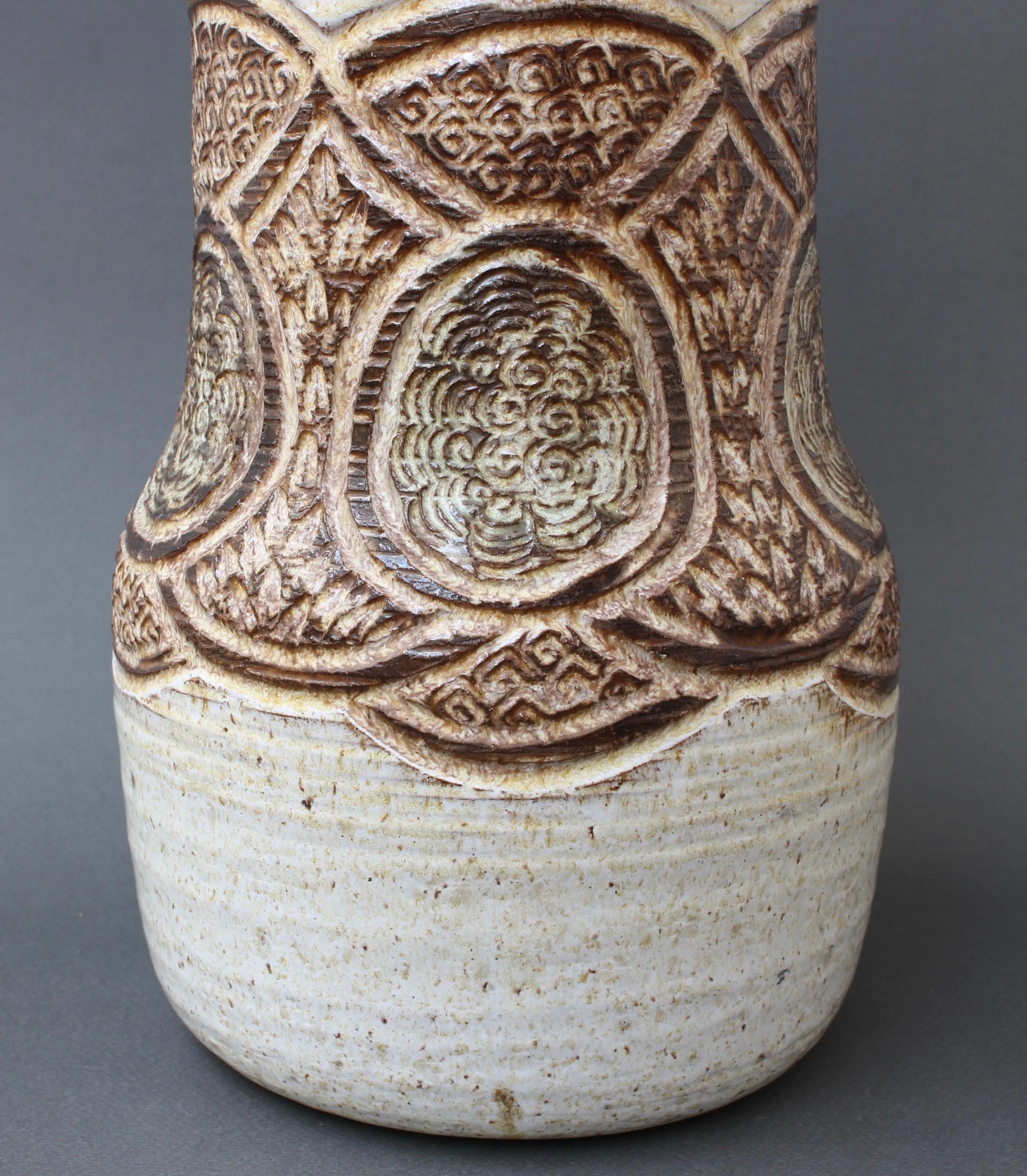 Milieu du XXe siècle Vase en céramique du milieu du siècle dernier de Marcel Giraud, vers les années 1960 en vente