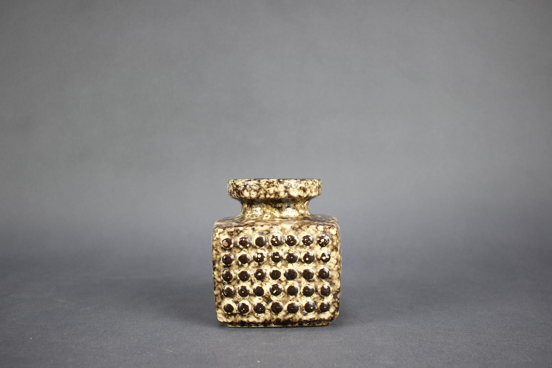 Allemand Vase en céramique du milieu du siècle par VEB Haldensleben, Allemagne, 1970 en vente