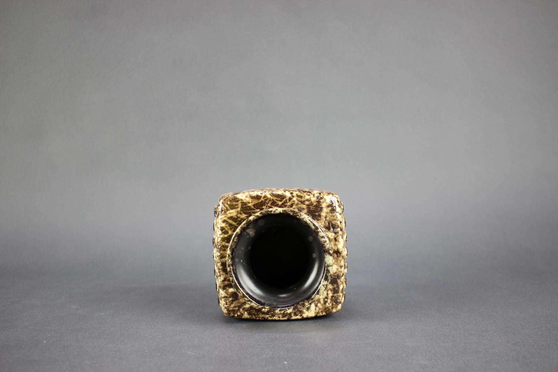 Fin du 20e siècle Vase en céramique du milieu du siècle par VEB Haldensleben, Allemagne, 1970 en vente