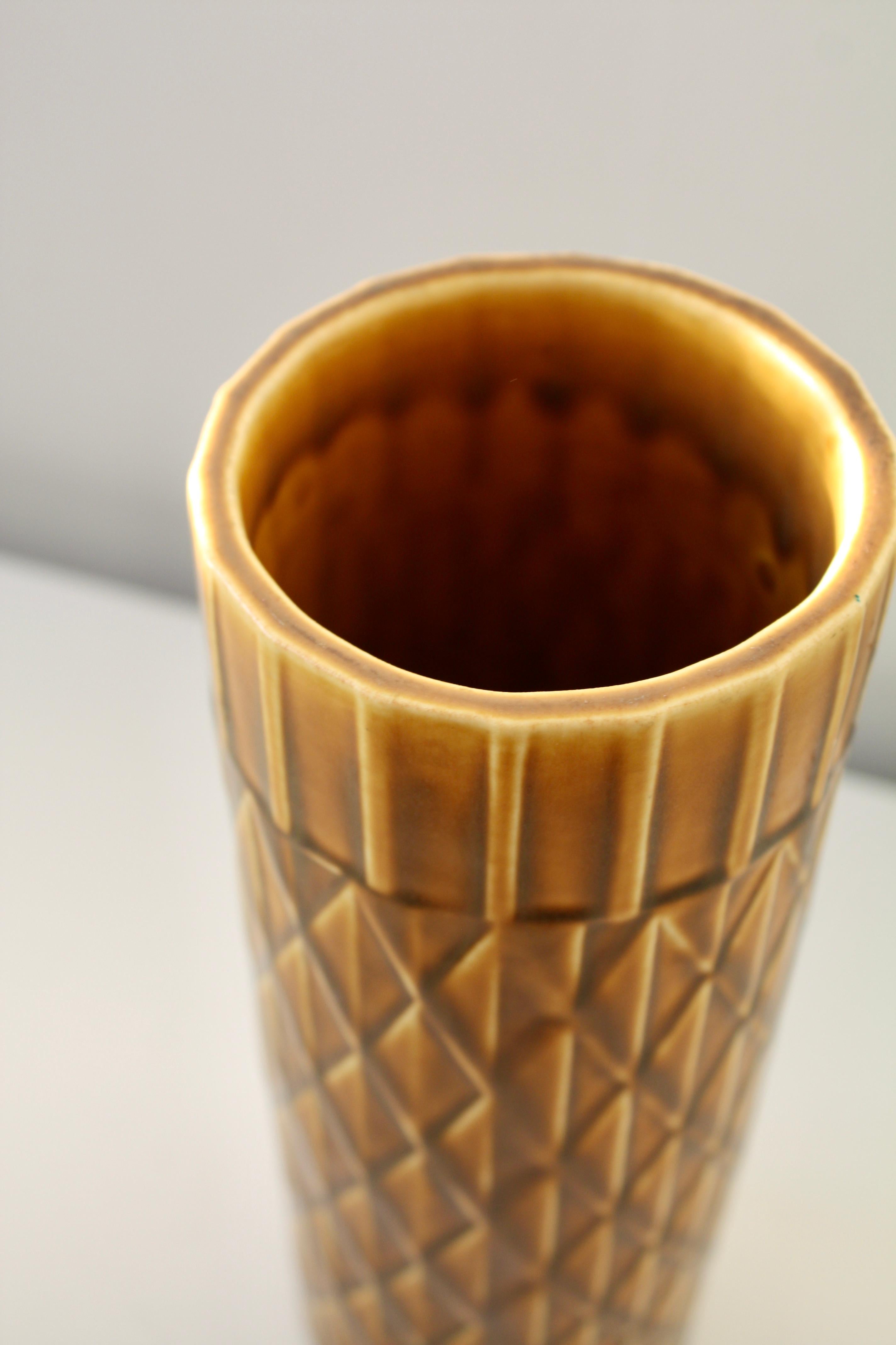 Vaso in ceramica di metà secolo 'Eterna' di Gunnar Nylund per Rörstrand In condizioni buone in vendita a Västra Frölunda, SE
