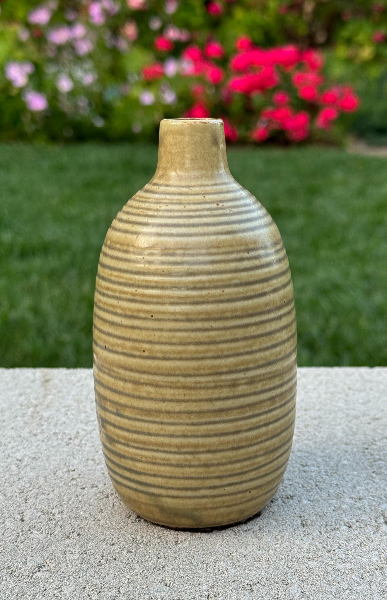 Mid Century Ceramic Vase,  Japan, 1960's 4