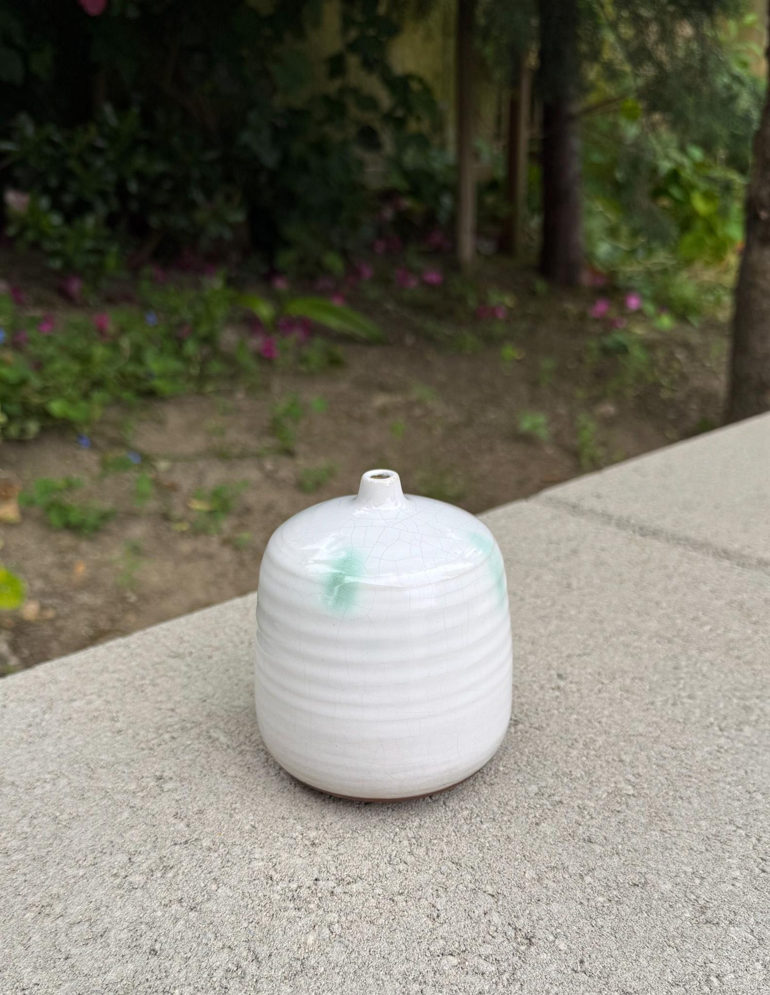 Mid-Century moderno Vaso per erbacce in ceramica di metà secolo, Giappone, 20° secolo in vendita