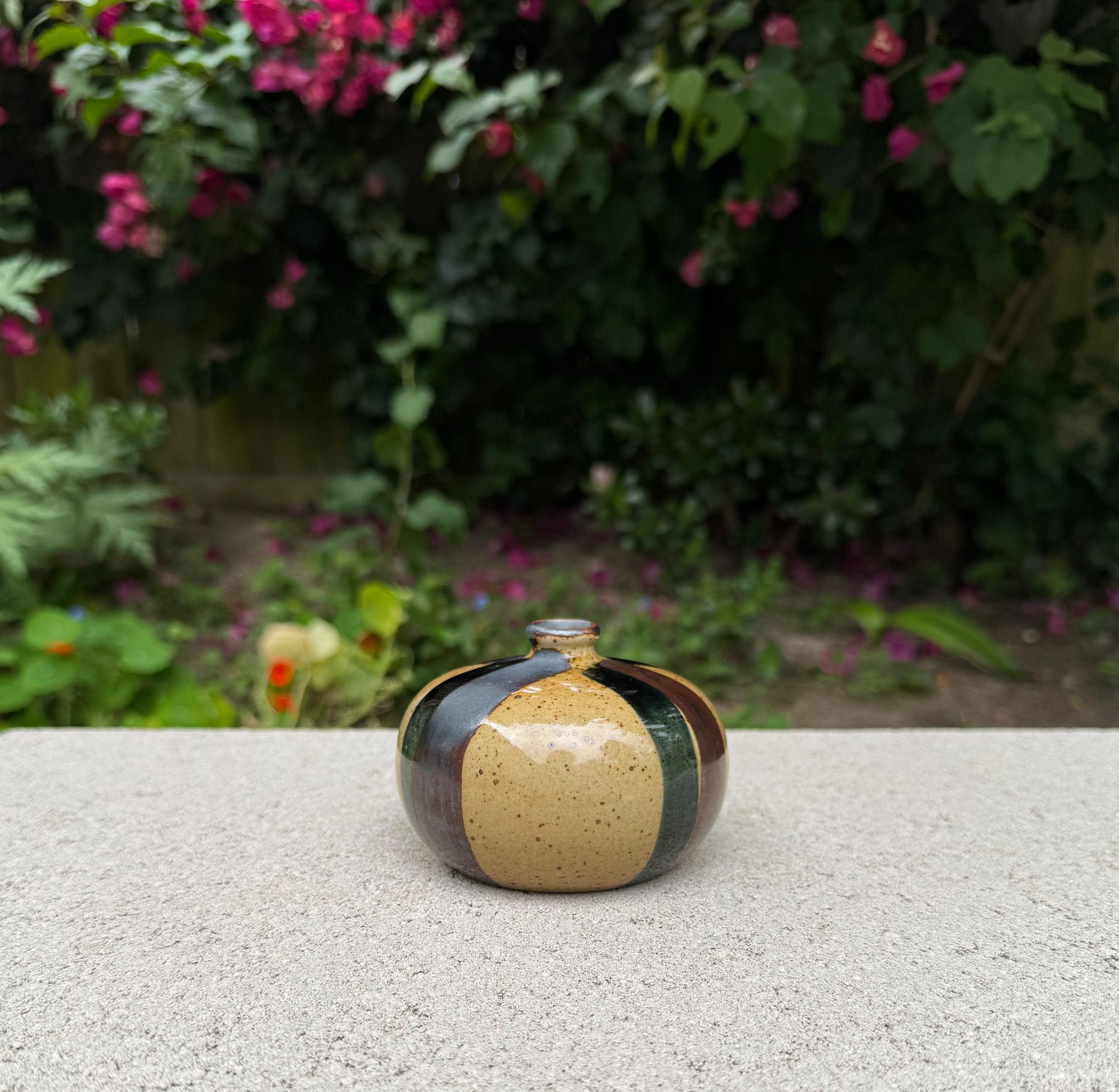 Mid-Century Modern Pot à herbes en céramique du milieu du siècle, Japon, 20e siècle en vente