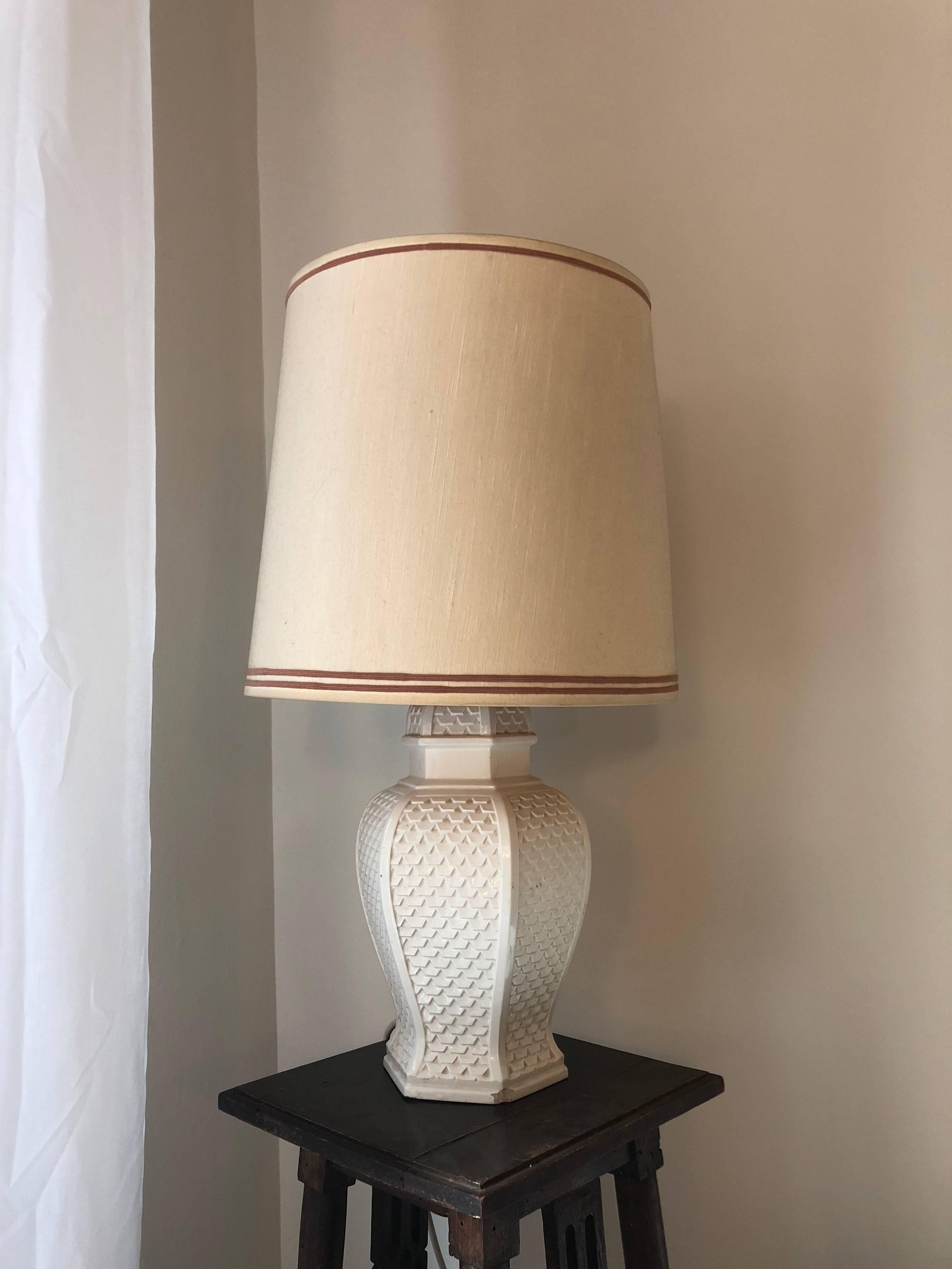 Mid-Century Modern Ceramic White / Beige Lamp, Italy 1