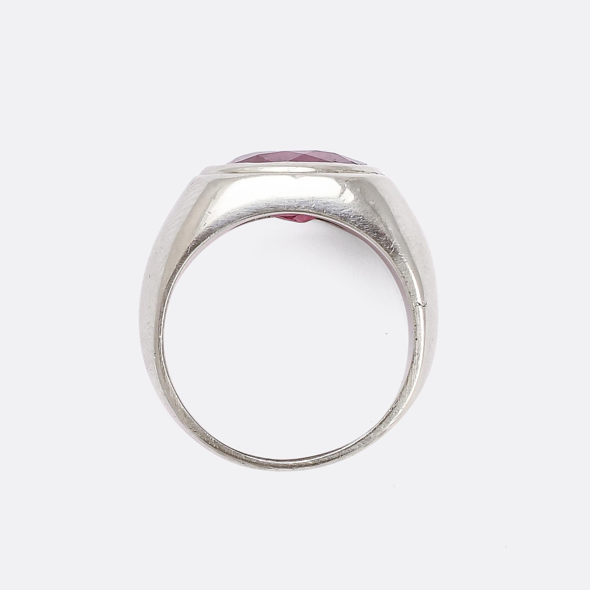 Midcentury Certified 5.59 Carat Burma Ruby Platinum Signet Ring In Good Condition In Sale, Cheshire