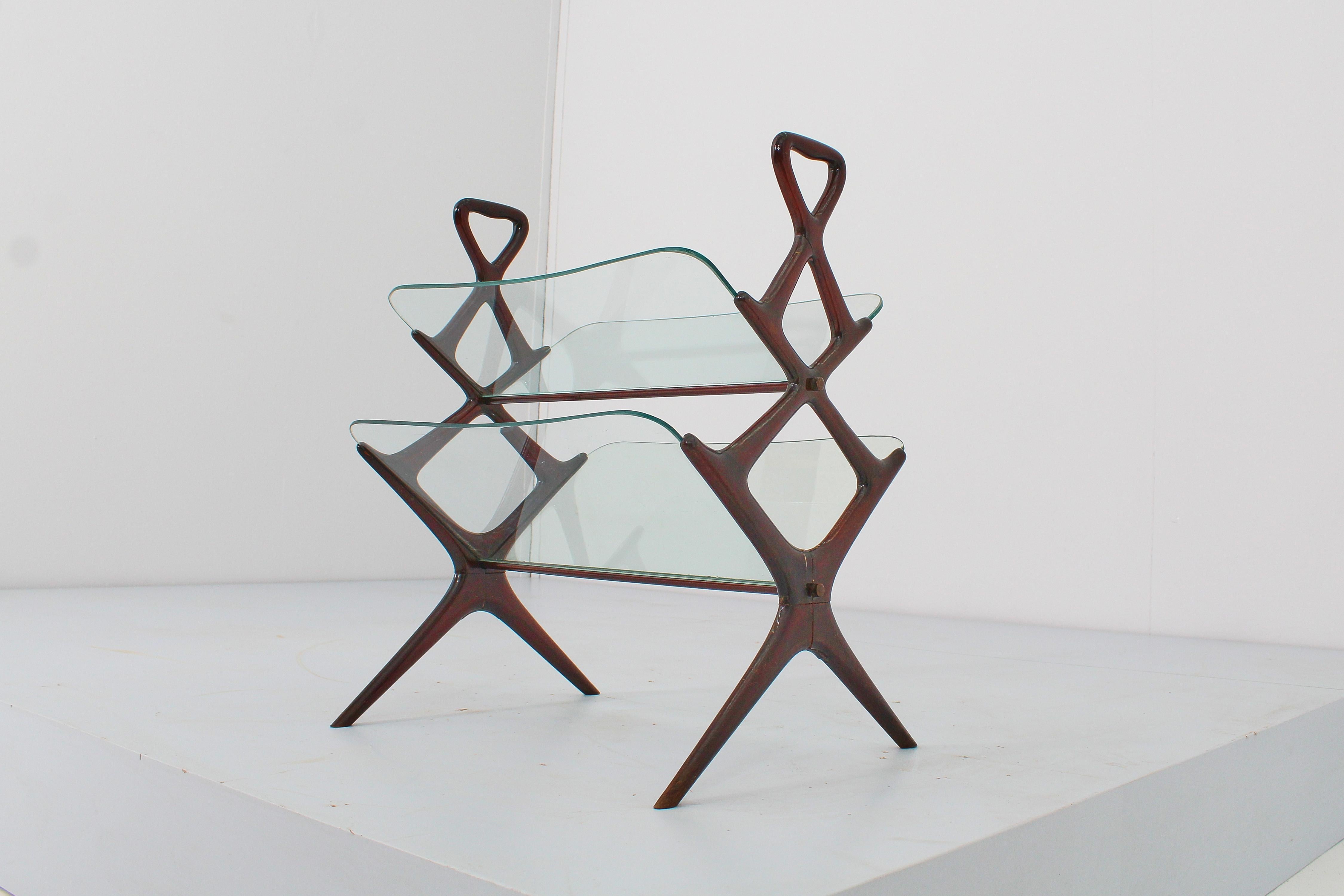Mid-Century Cesare Lacca Wood and Glass Magazine Rack, Italy 50s For Sale 5