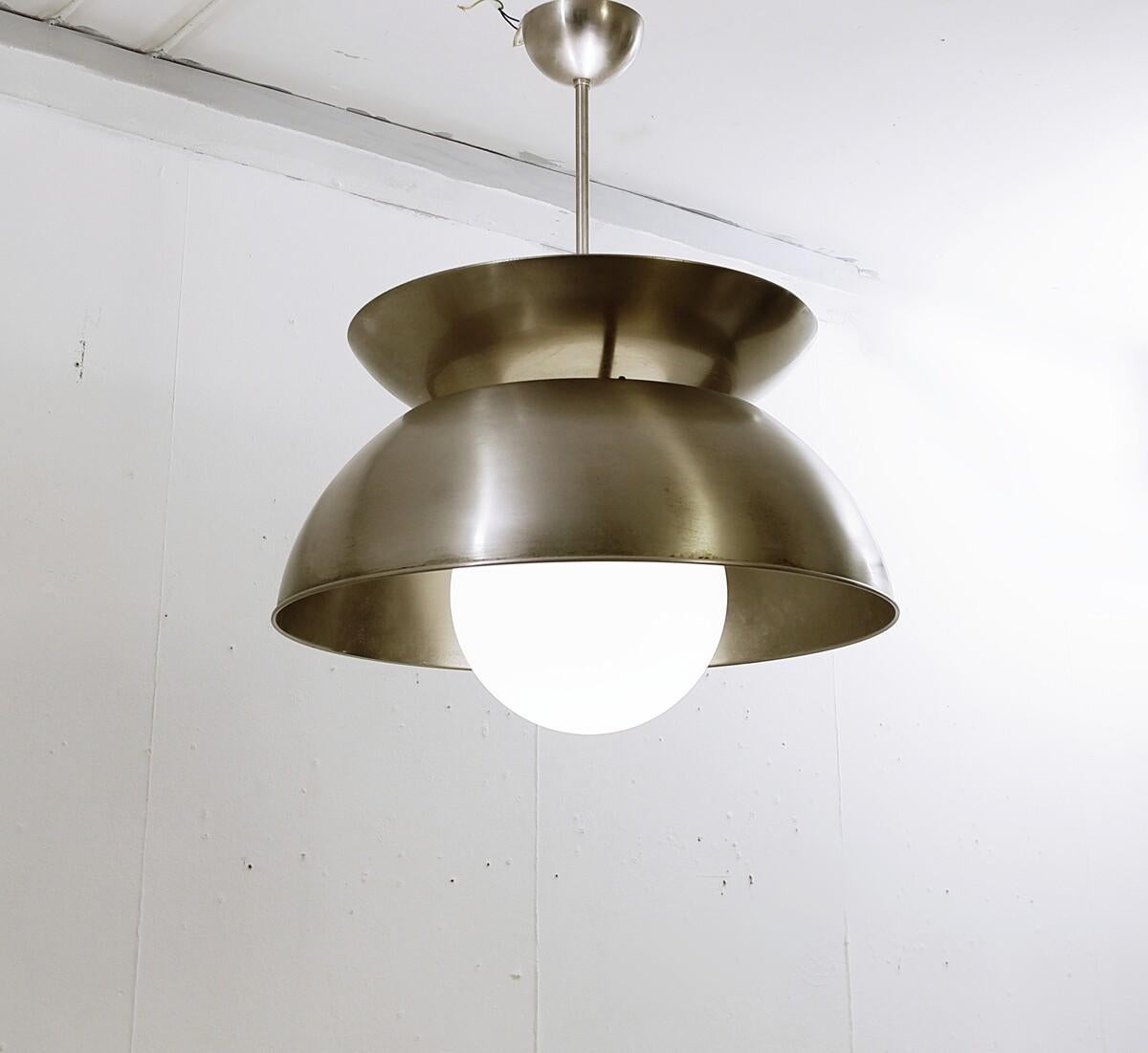 Mid-20th Century Mid-century 'Cetra' hanging lamp by Vico Magistretti for Artemide, 1960s For Sale