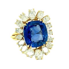 Mid-Century Ceylon Sapphire and Diamond 14k Gold Ring, circa 1950s