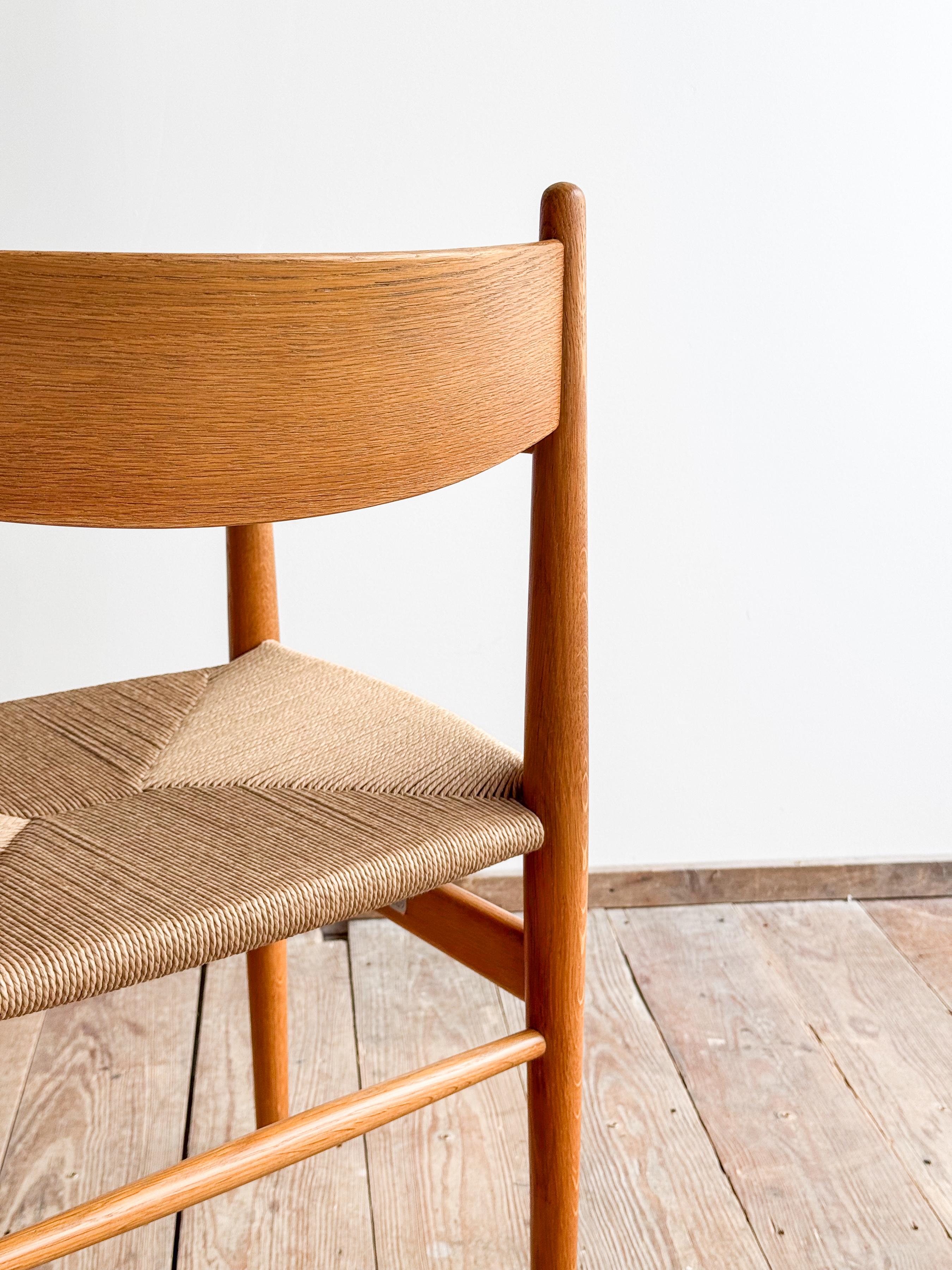 Mid Century CH37Armrest Dining Chair by Hans J. Wegner in Oak with Danish Cord For Sale 8