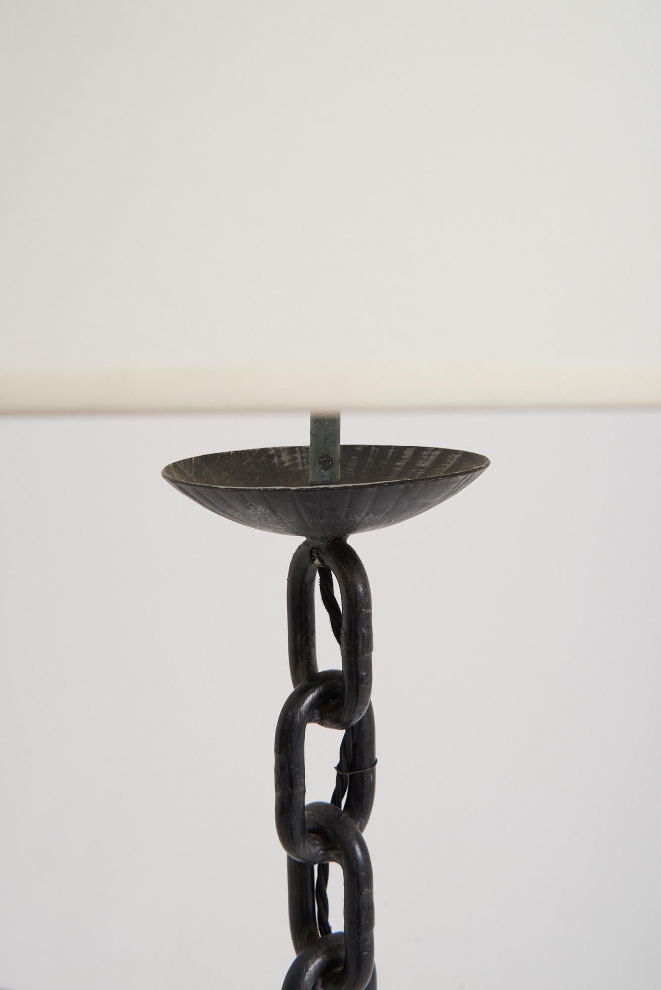 Mid-Century Chain Links Floor Lamp In Good Condition For Sale In London, GB