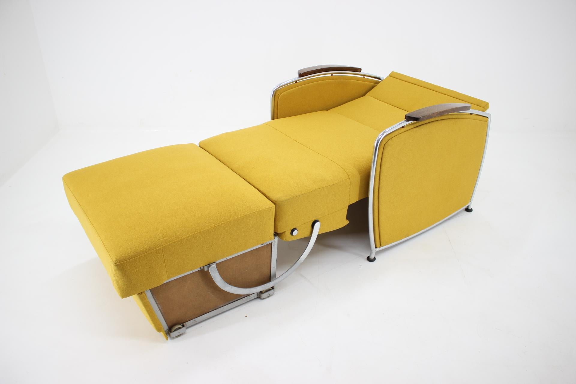 Midcentury Chair/Bed, Czechoslovakia In Good Condition In Praha, CZ