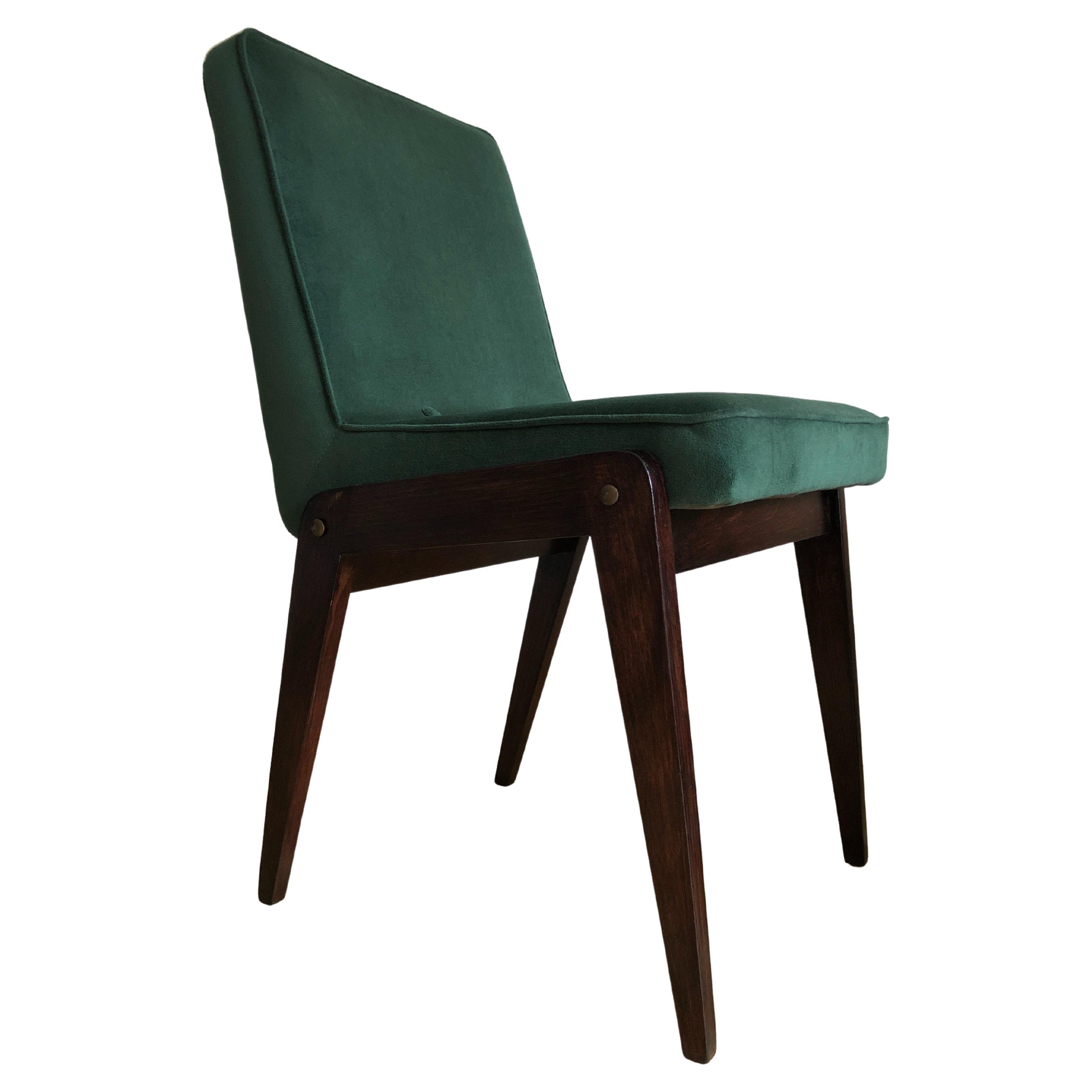 Mid-Century Chair by Chierowski, in Green Velvet, 1960s For Sale