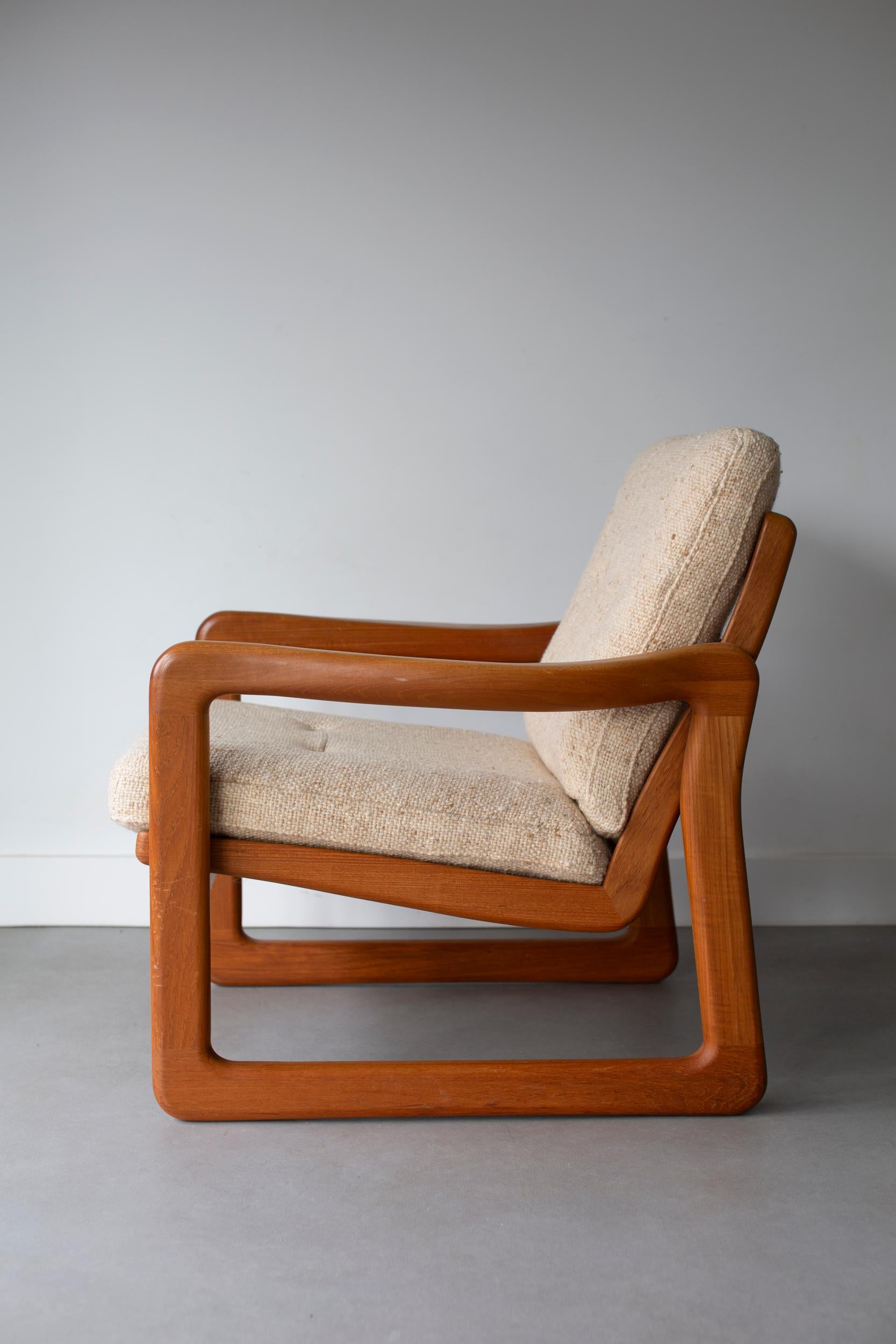 60s lounge chair