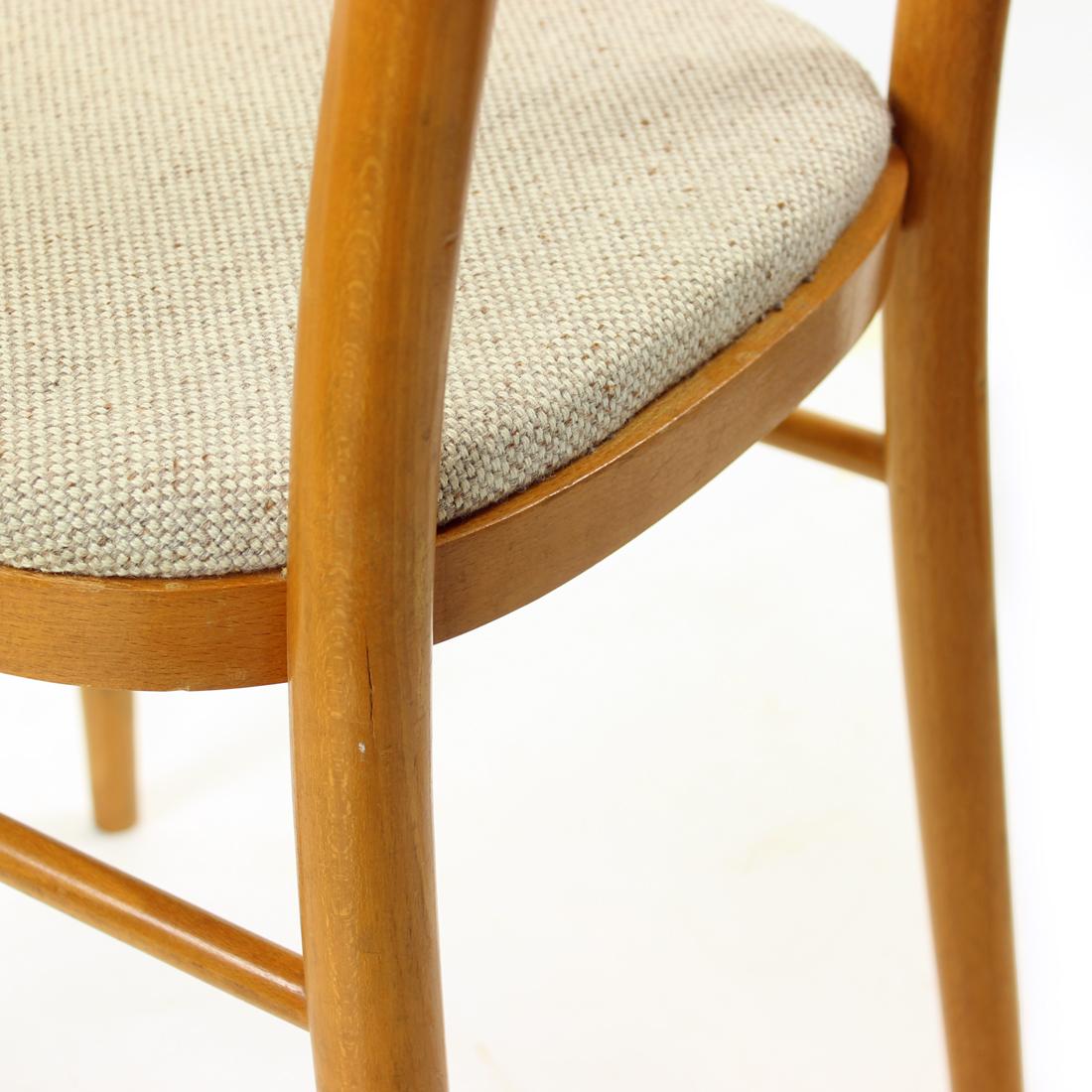 Midcentury Chair in Blond Wood, Czechoslovakia, 1960s For Sale 4