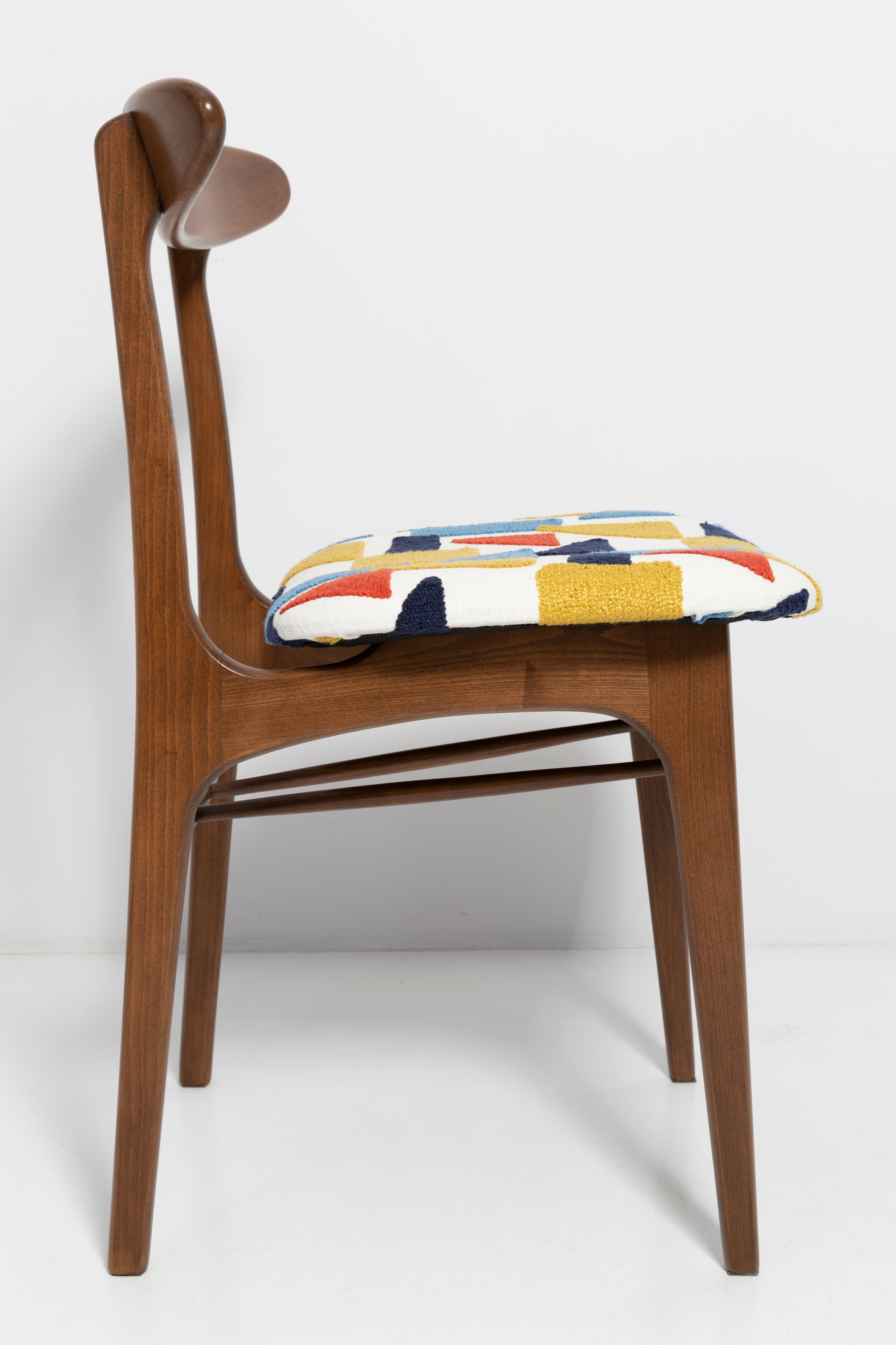 Mid Century Chair, Rajmund Halas, Poland, 1960s In Excellent Condition For Sale In 05-080 Hornowek, PL