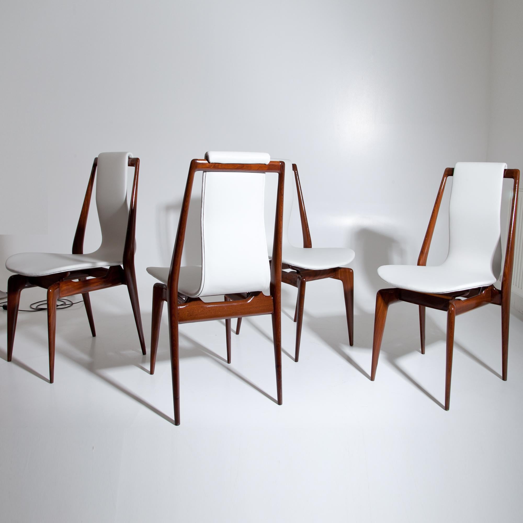 Italian Midcentury Chairs Attributed to Dassi, Italy 1950s