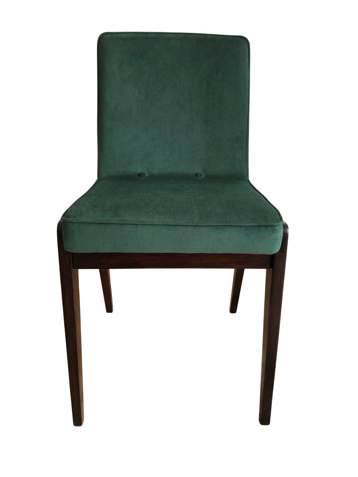 Mid-Century Chairs by Chierowski, in Green Velvet, 1960s, Set of 4 For Sale 1