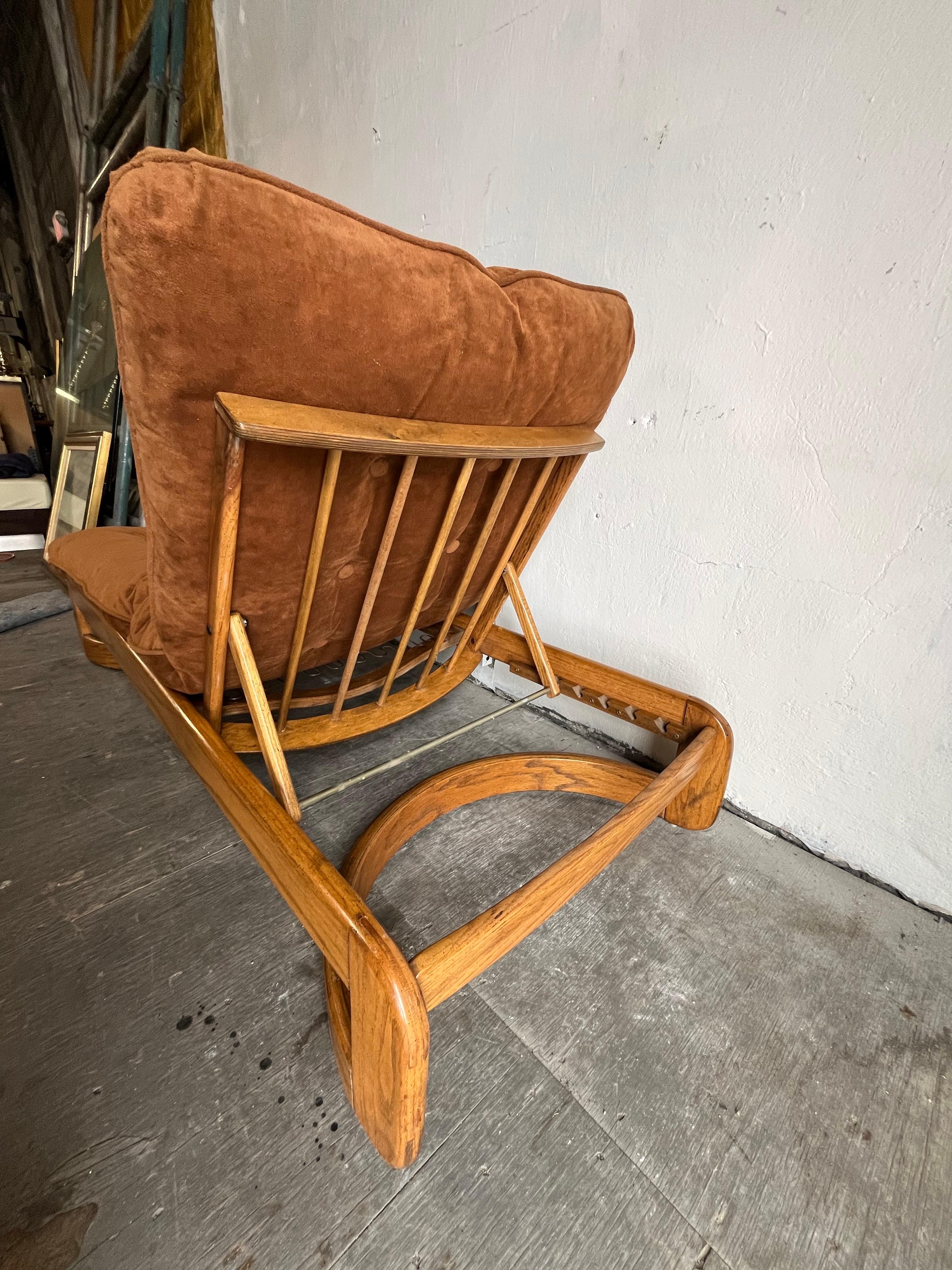 Mid Century Chaise Lounge Day Bed Solid Oak Howard MFG For Sale 1