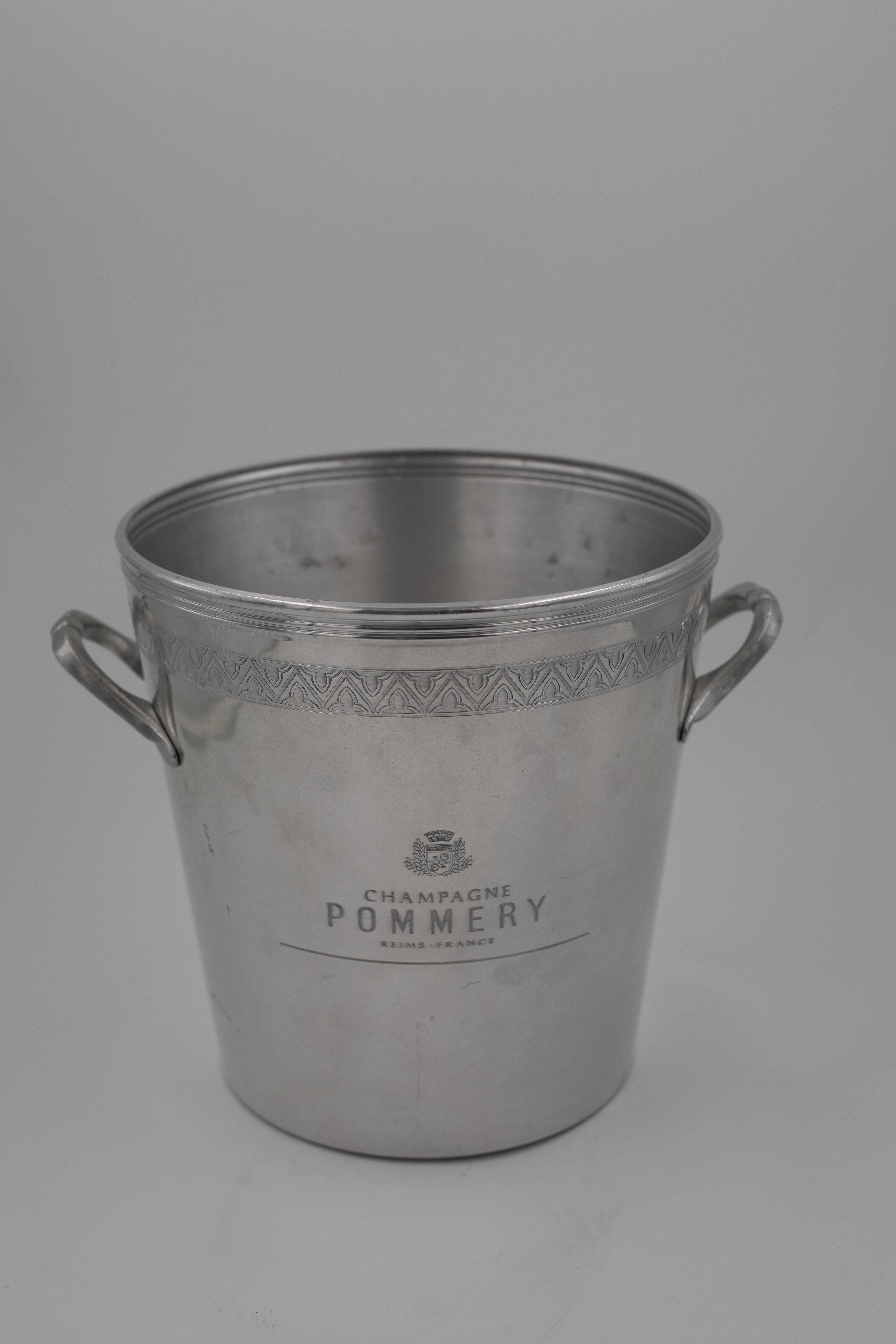 Mitte des Jahrhunderts Champagner Pommery Versilberter Metalleiskübel, Frankreich, 1950-70er Jahre (20. Jahrhundert) im Angebot