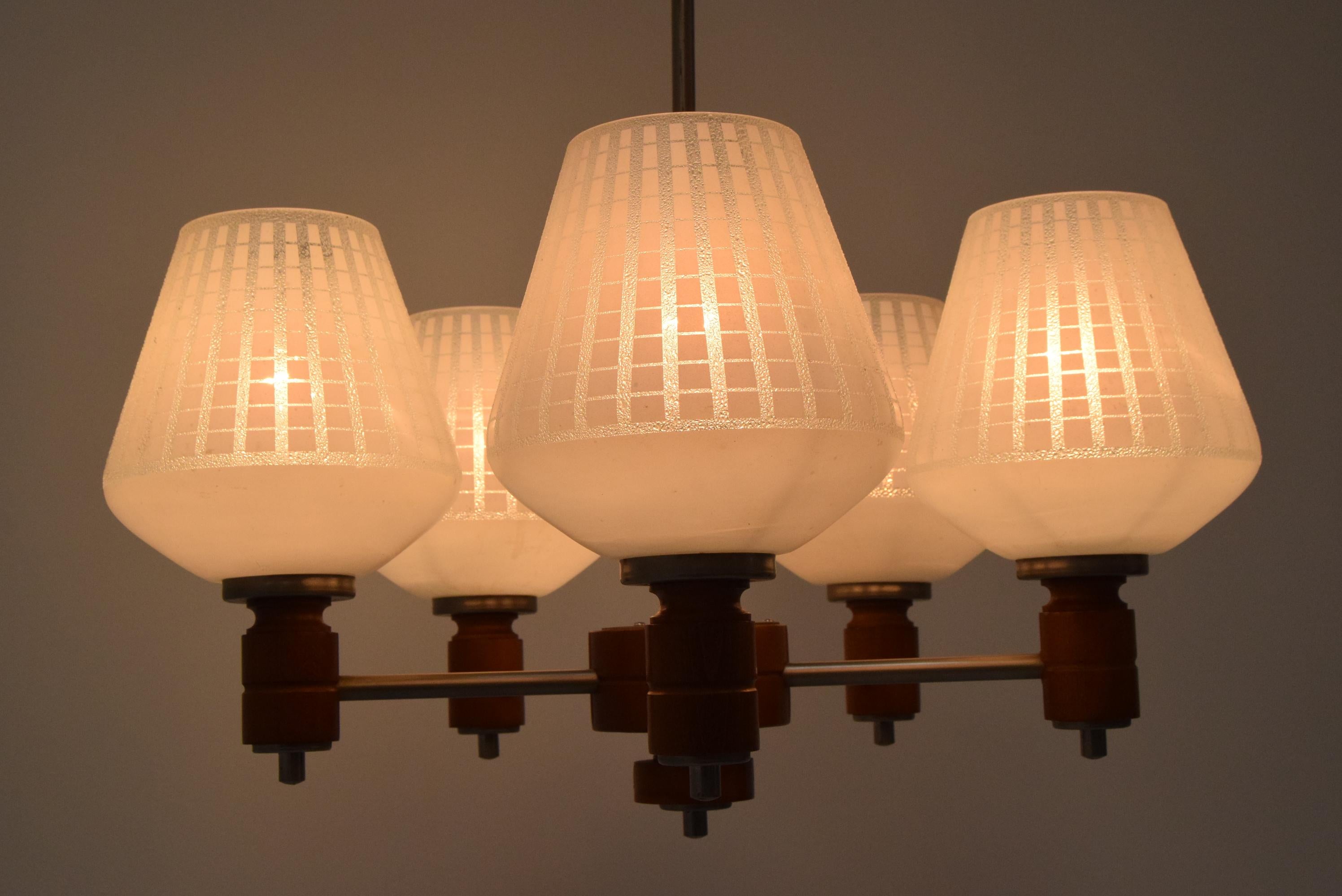 Lampadario di metà secolo, 1970 in vendita 4
