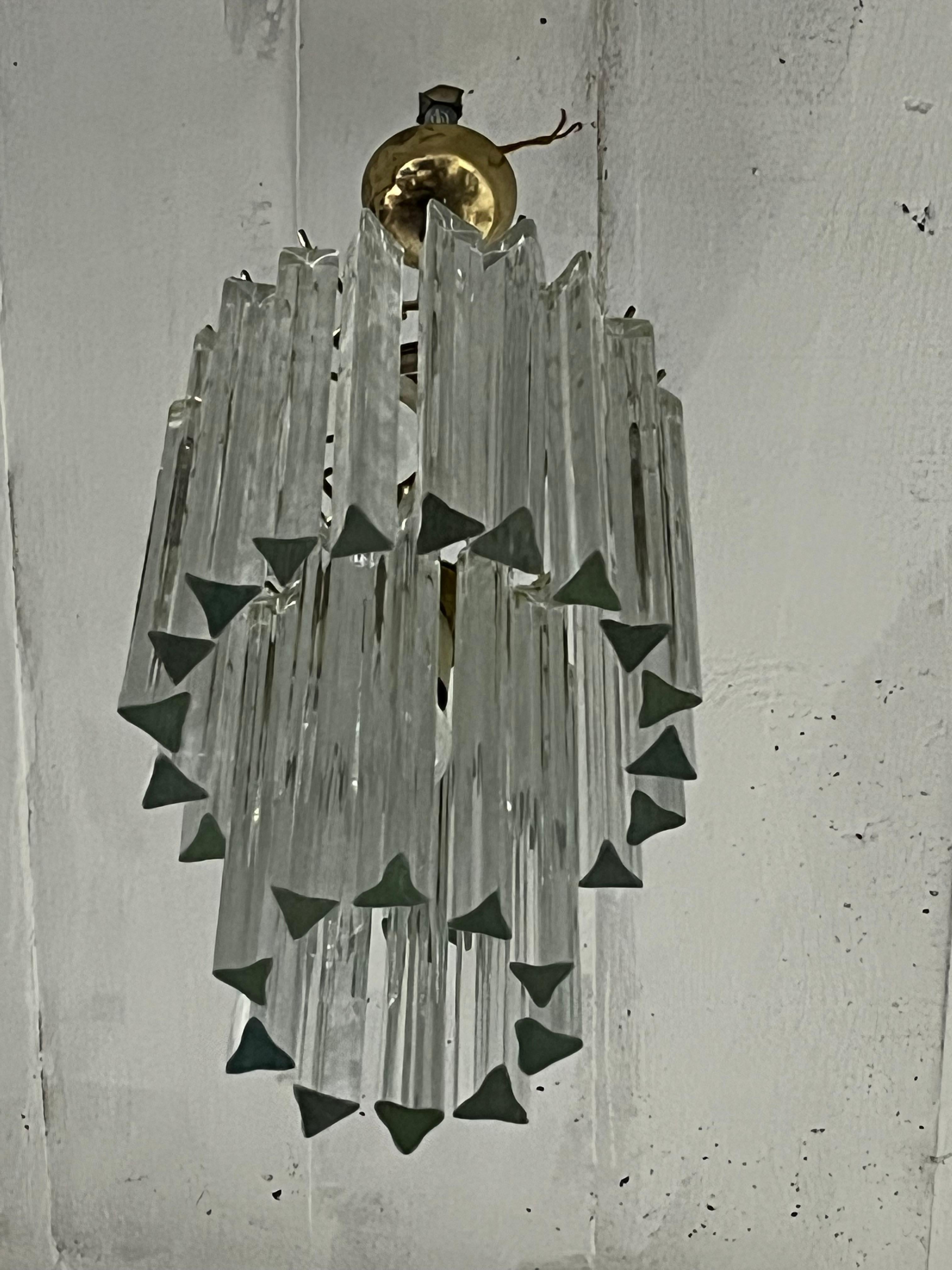Lampadario di metà secolo attribuito a Venini con vetro di Murano trilobato 1960s in vendita 2