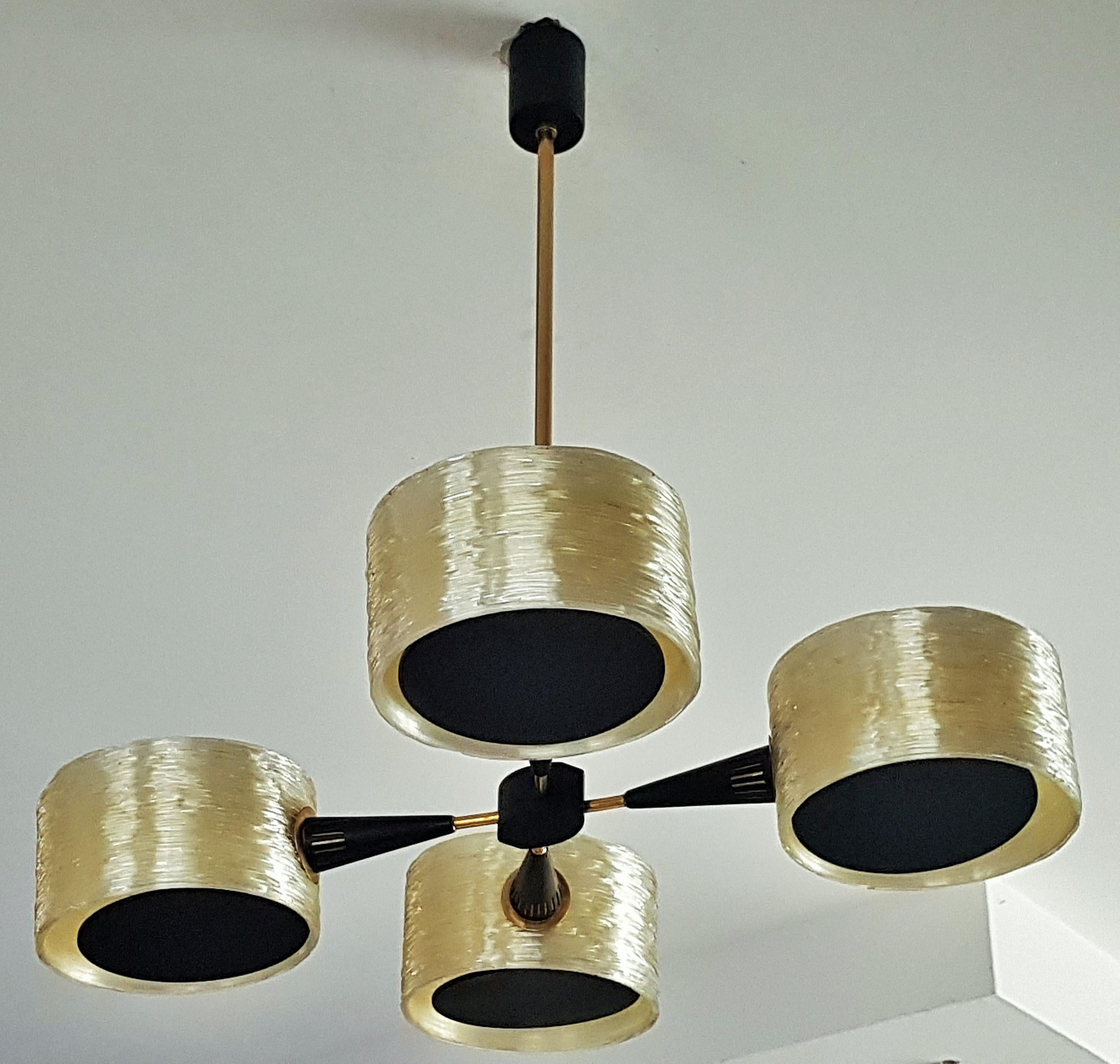 Midcentury Chandelier Brass and Perspex Resin by Lunel Arlus, France, 1960 For Sale 7